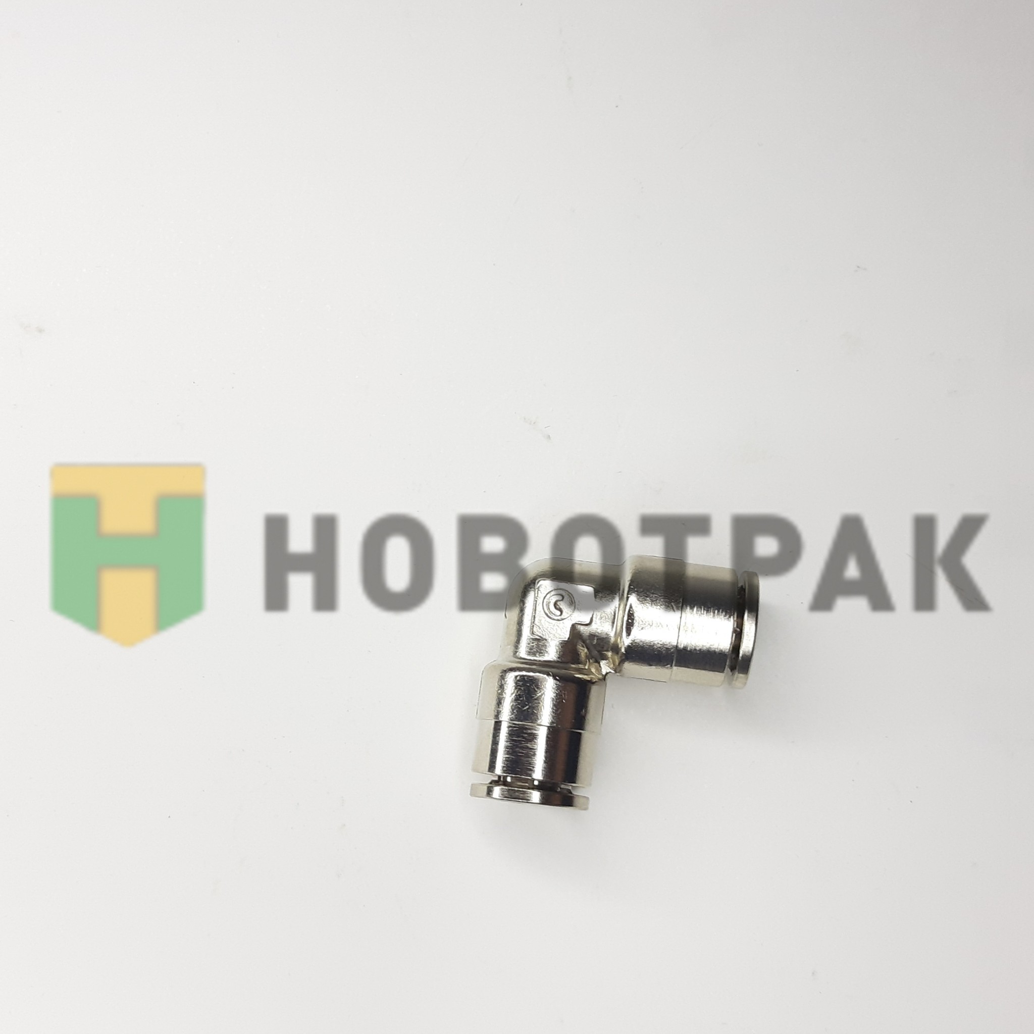 Фитинг соединитель угловой стальной Camozzi 6550 8 мм