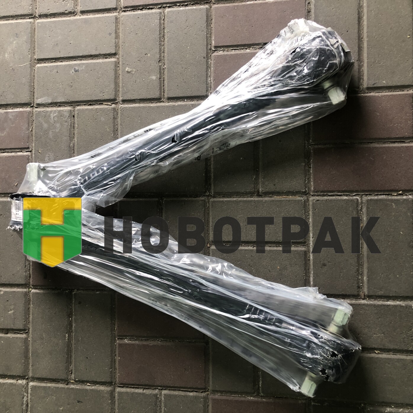 Тяга реактивная V-образная L=623 MB Actros/Axor 8169