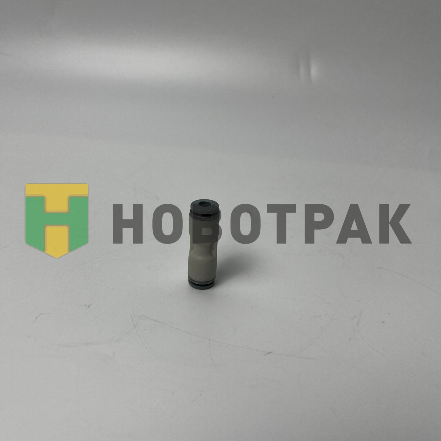 Фитинг прямой (технополимер) 4мм R75804