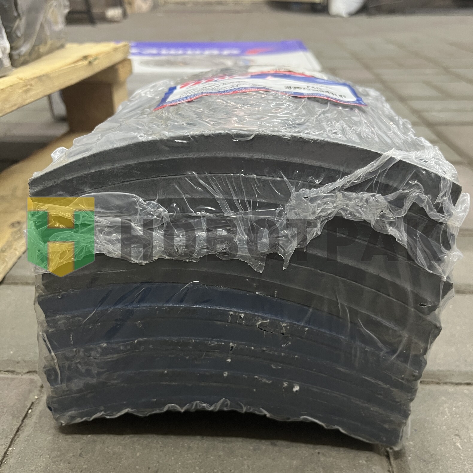 Накладки тормозные Volvo (410-223) 19068 STD (с заклепками) K1994000