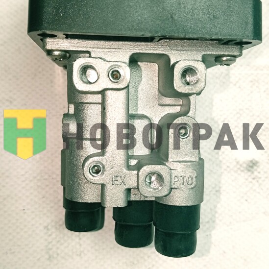 Кран подъема кузова SHACMAN (4 выхода, с флажком) CK8869