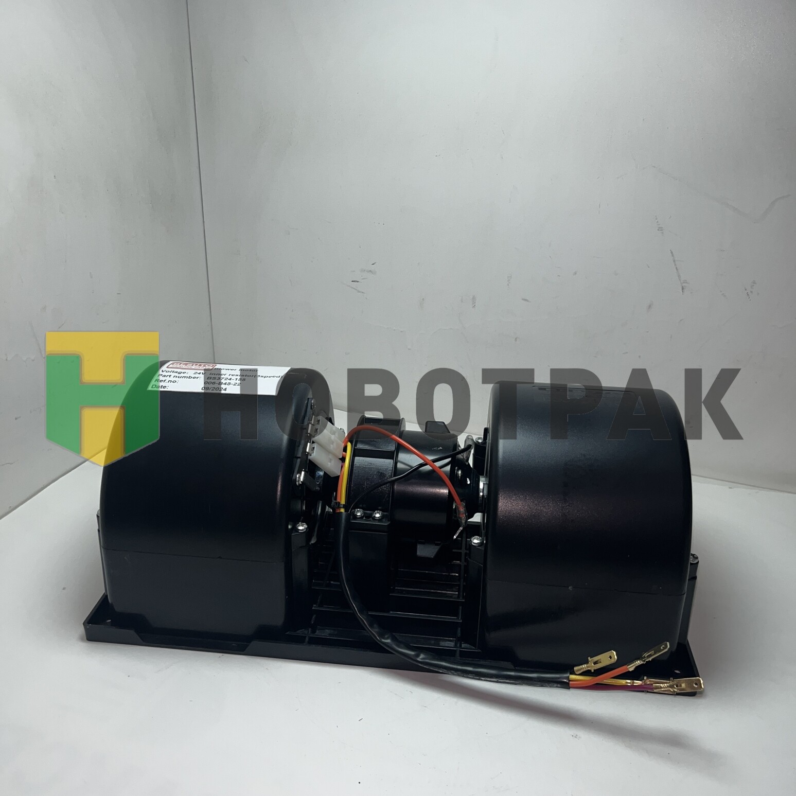 Мотор отопителя в сборе 006B4522 24V ПАЗ/КАВЗ BS3724155