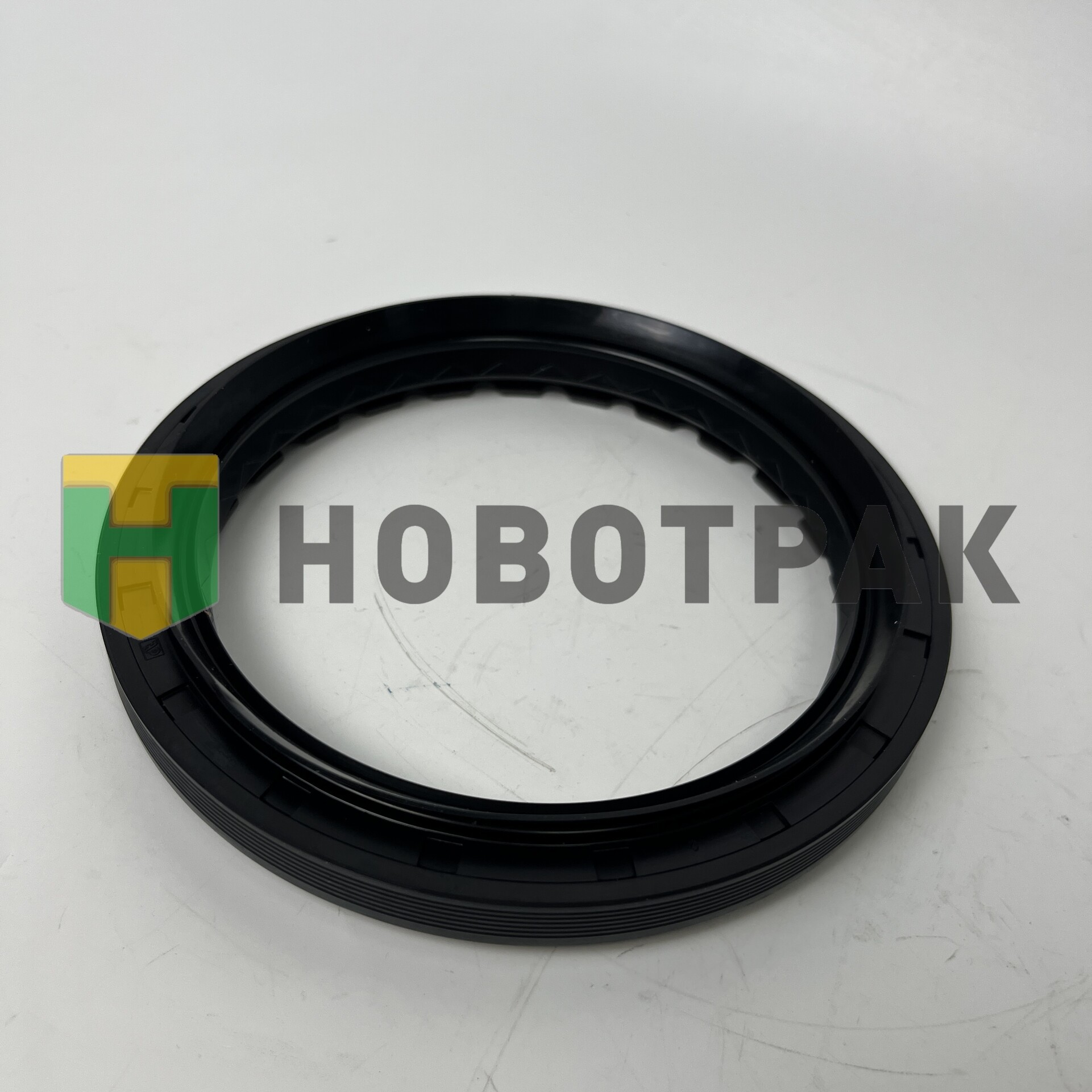 Сальник передней ступицы Volvo/Scania 110-140-12/21 265043