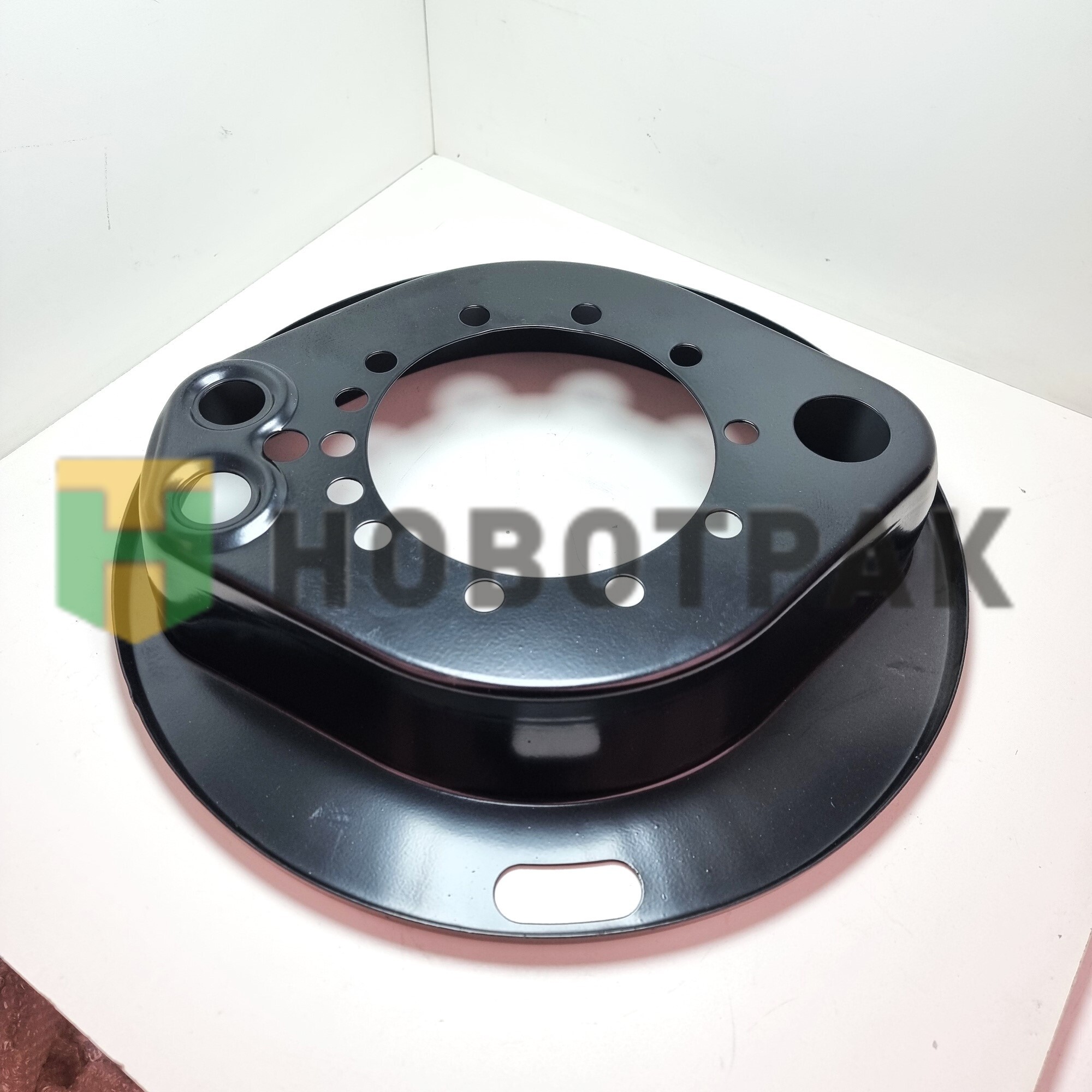 Щиток грязезащитный Scania 203mm 040132