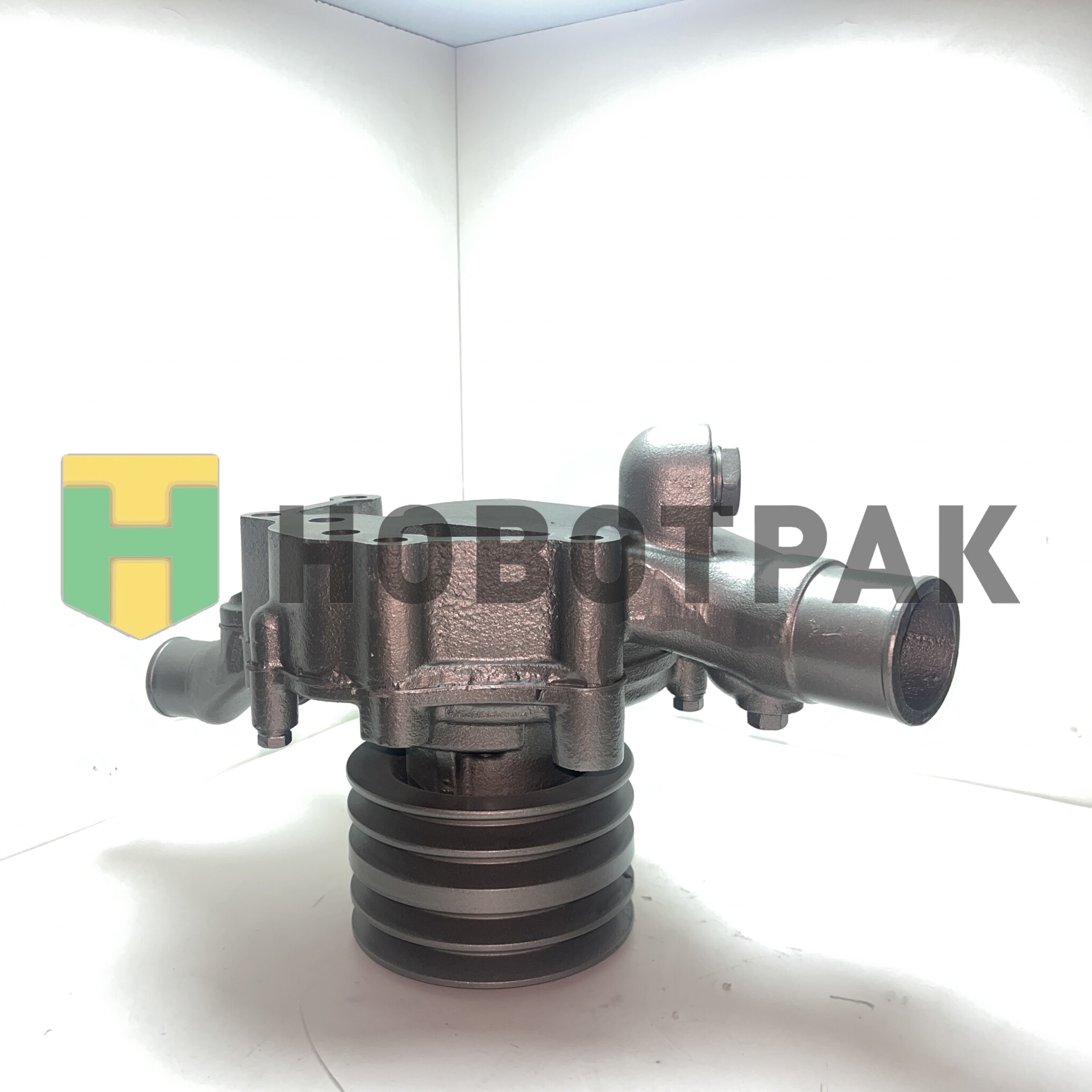 Насос водяной YUCHAI YC6G BS1310034