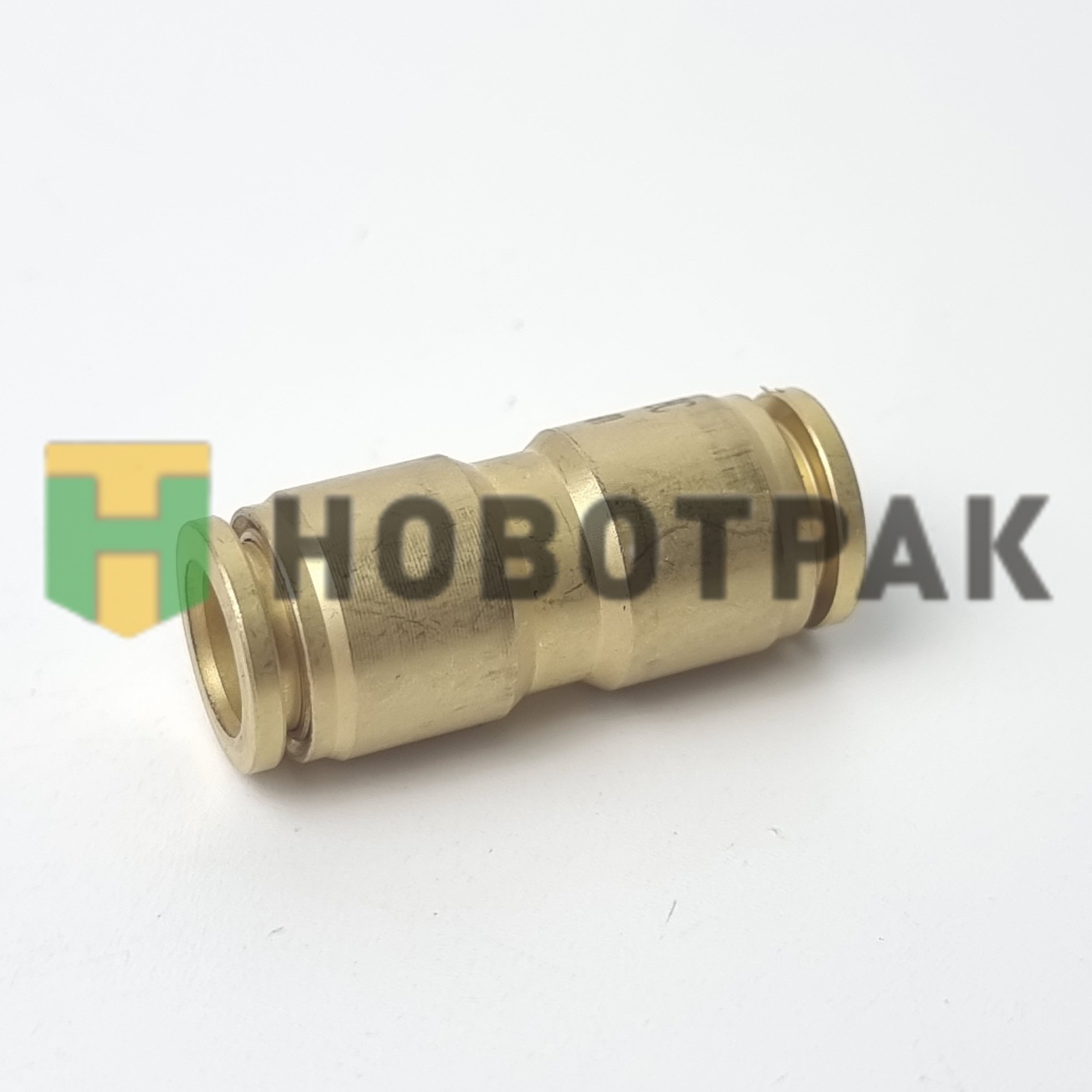 Фитинг прямой (латунь) 8мм INF11MPUC08