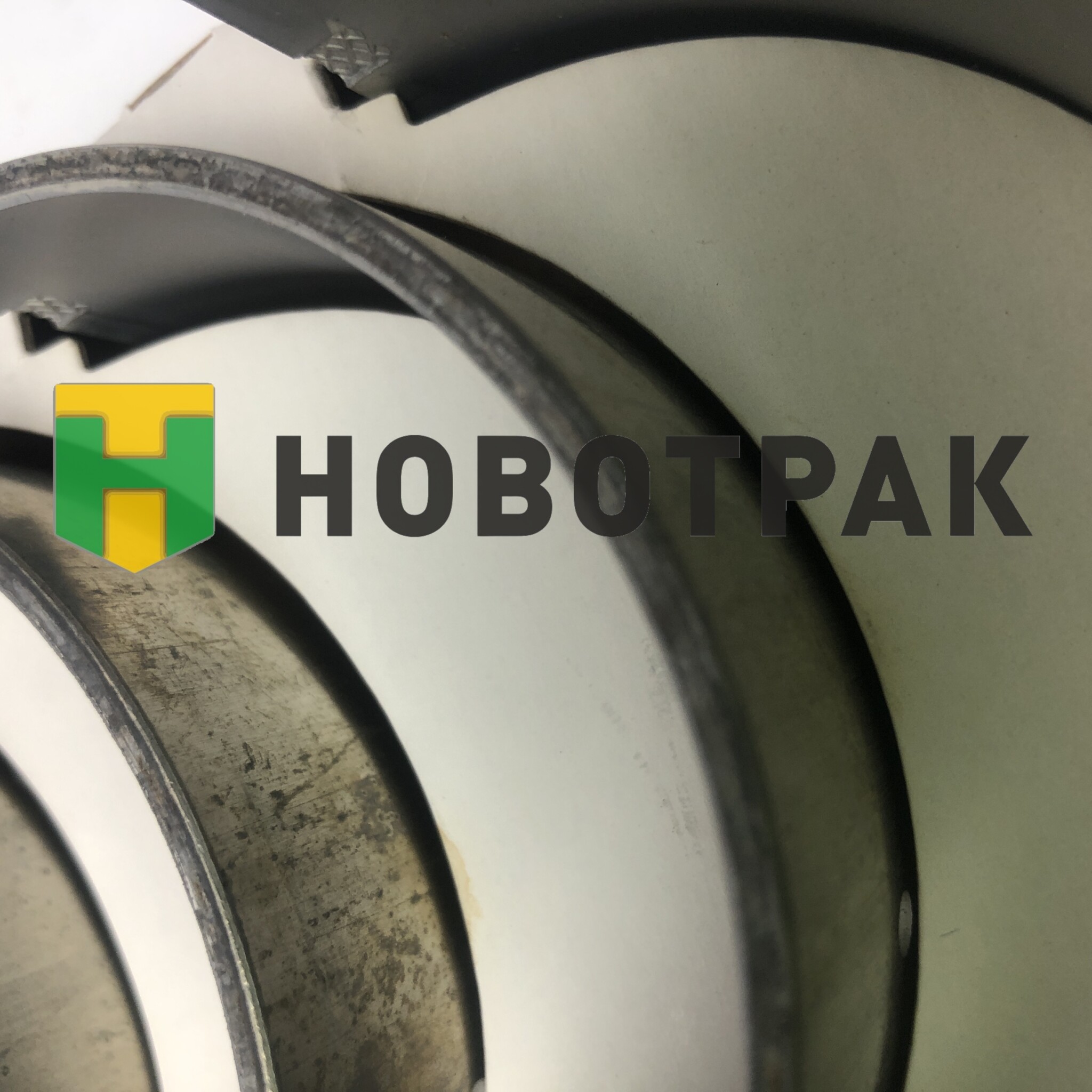 Вкладыши шатунные 037PS10595150