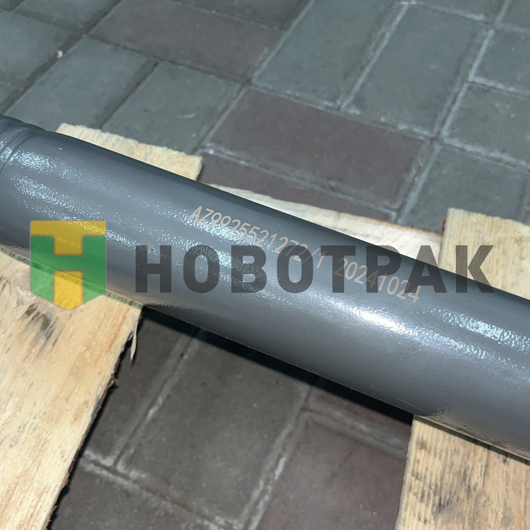 Реактивная тяга Vобразная с шарнирами в сборе NEW SITRAK