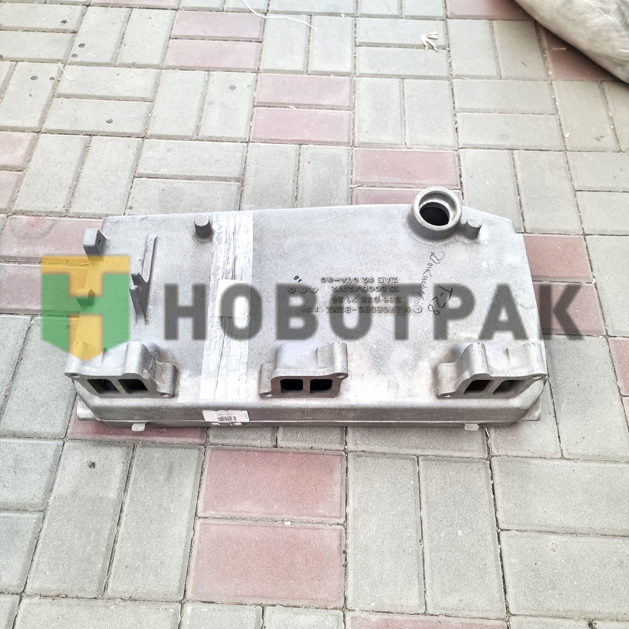 Радиатор охлаждения турбины MB 3660982124