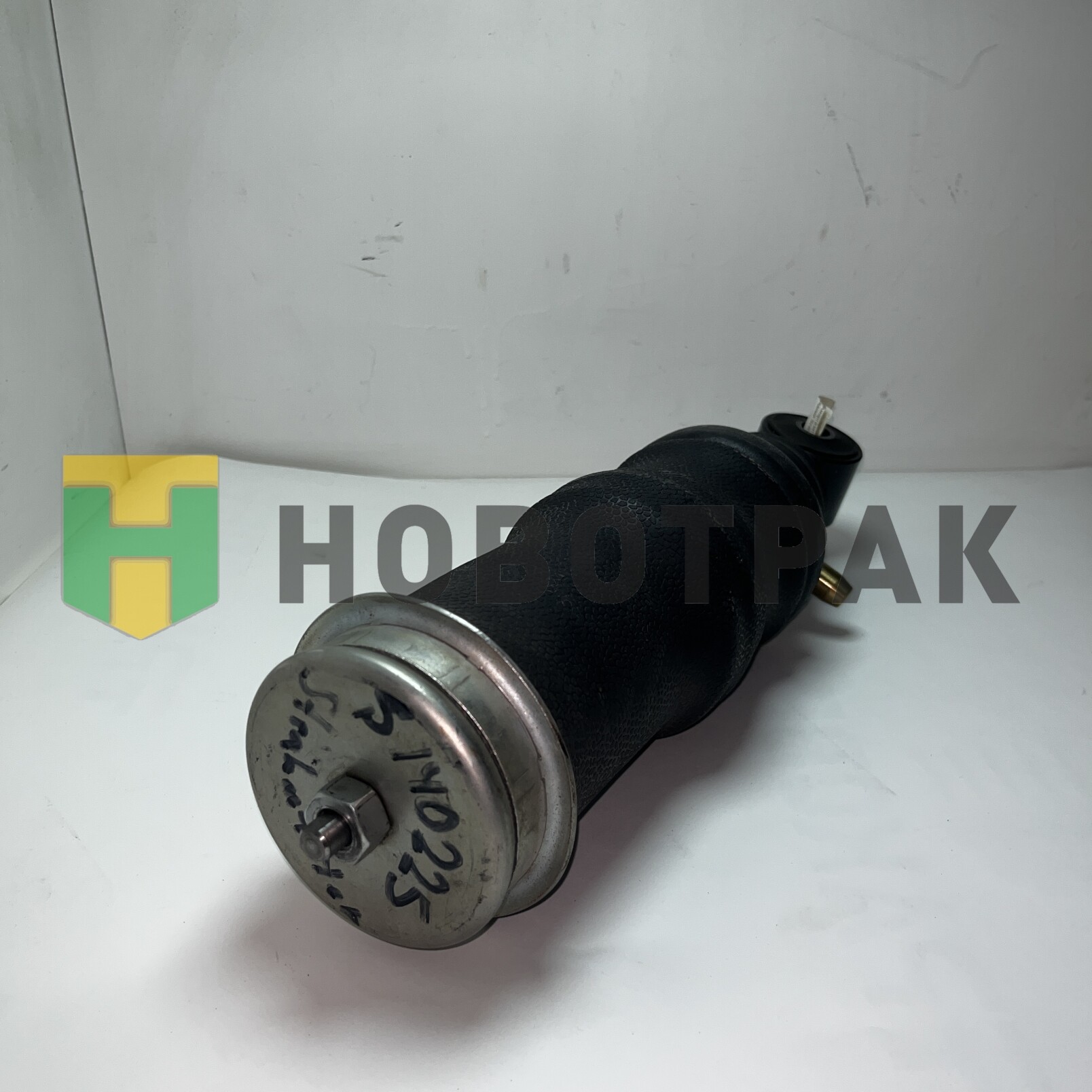 Амортизатор кабины пневмо в сборе задний Scania S140225