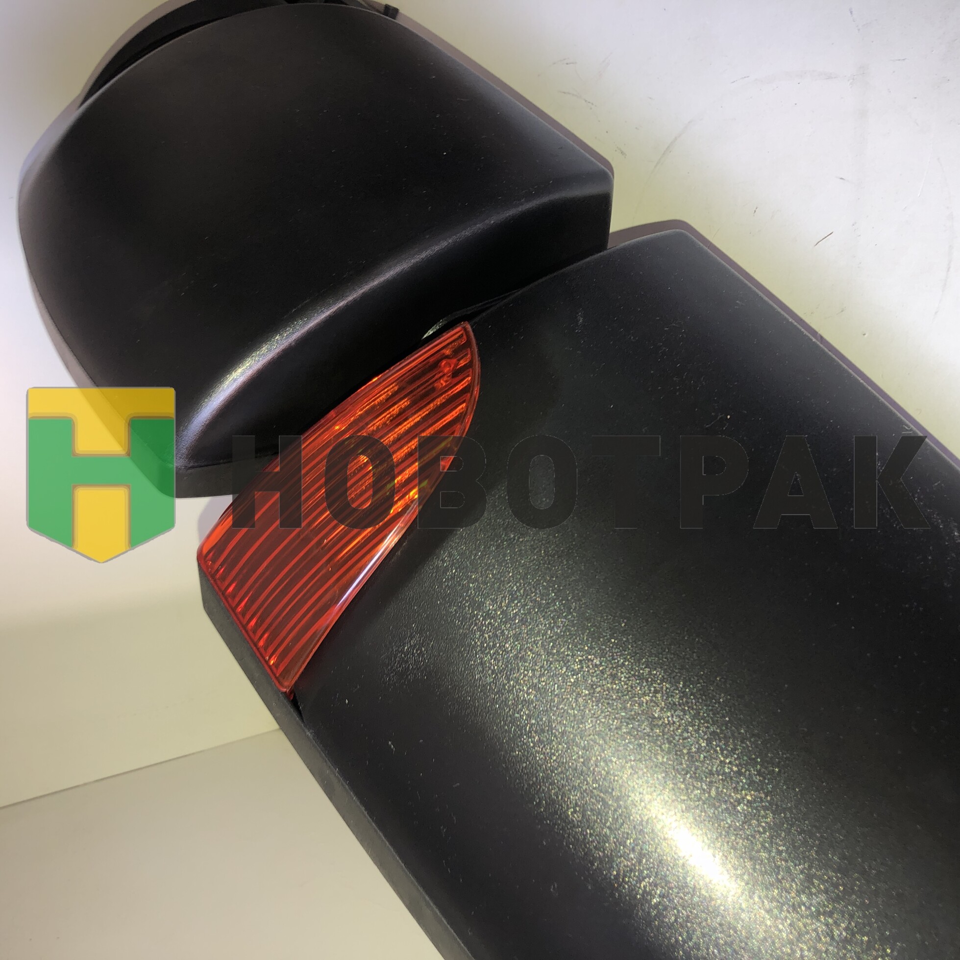 Зеркало заднего вида левое в сборе Sitrak C7H MAX 712W637300001