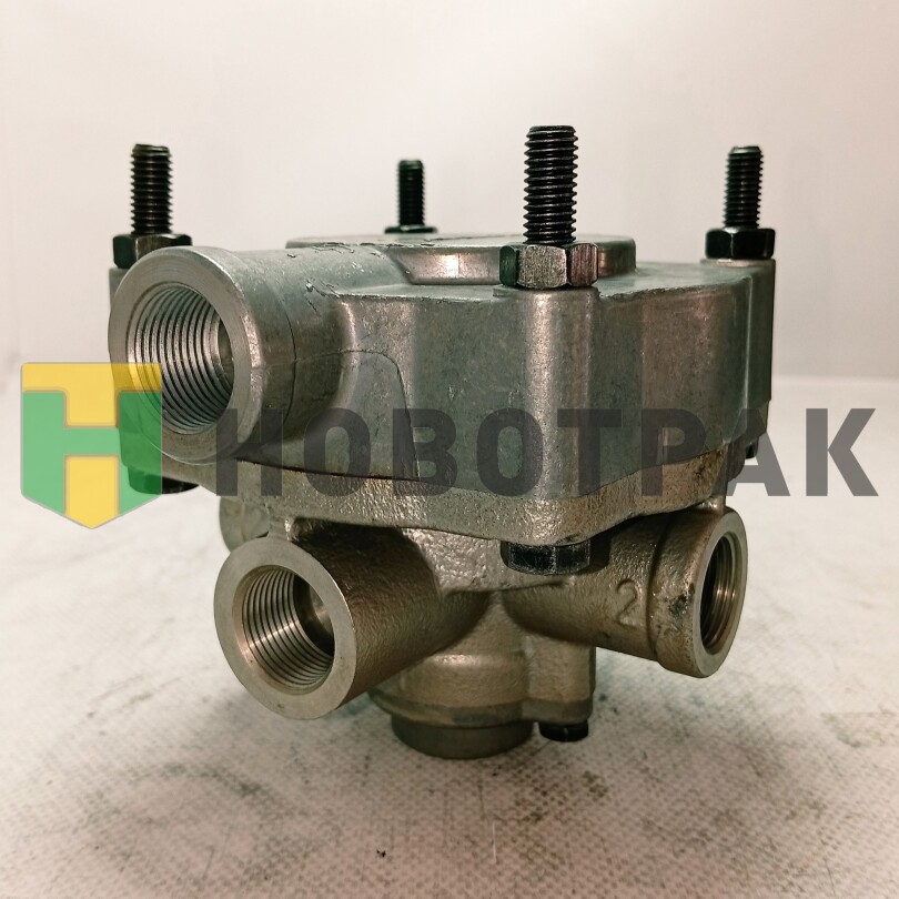 Клапан ускорительный Maх 8 bar, порты: 1,2,3,4= M22х1.5 MAN