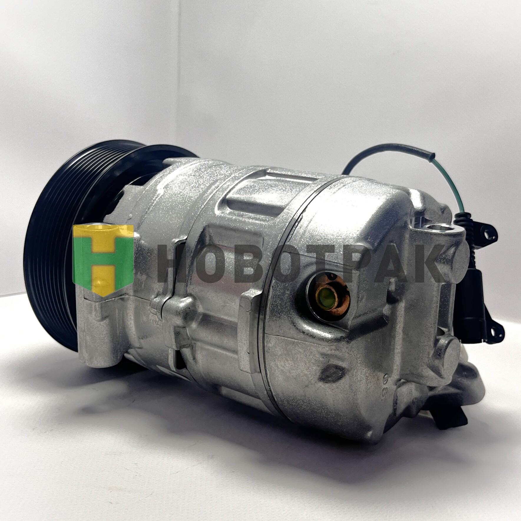 Компрессор кондиционера AXOR/КАМАЗ 5490 KCN7113WA