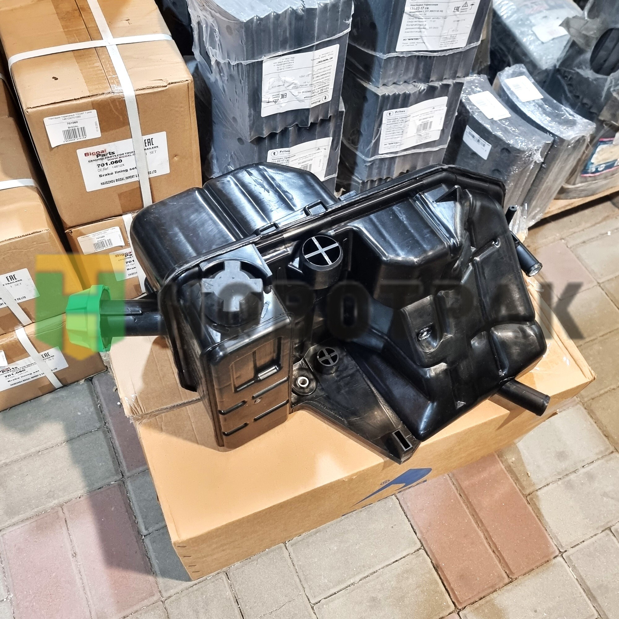 Расширительный бачок MB ACTROS MP1/MP2 20023601