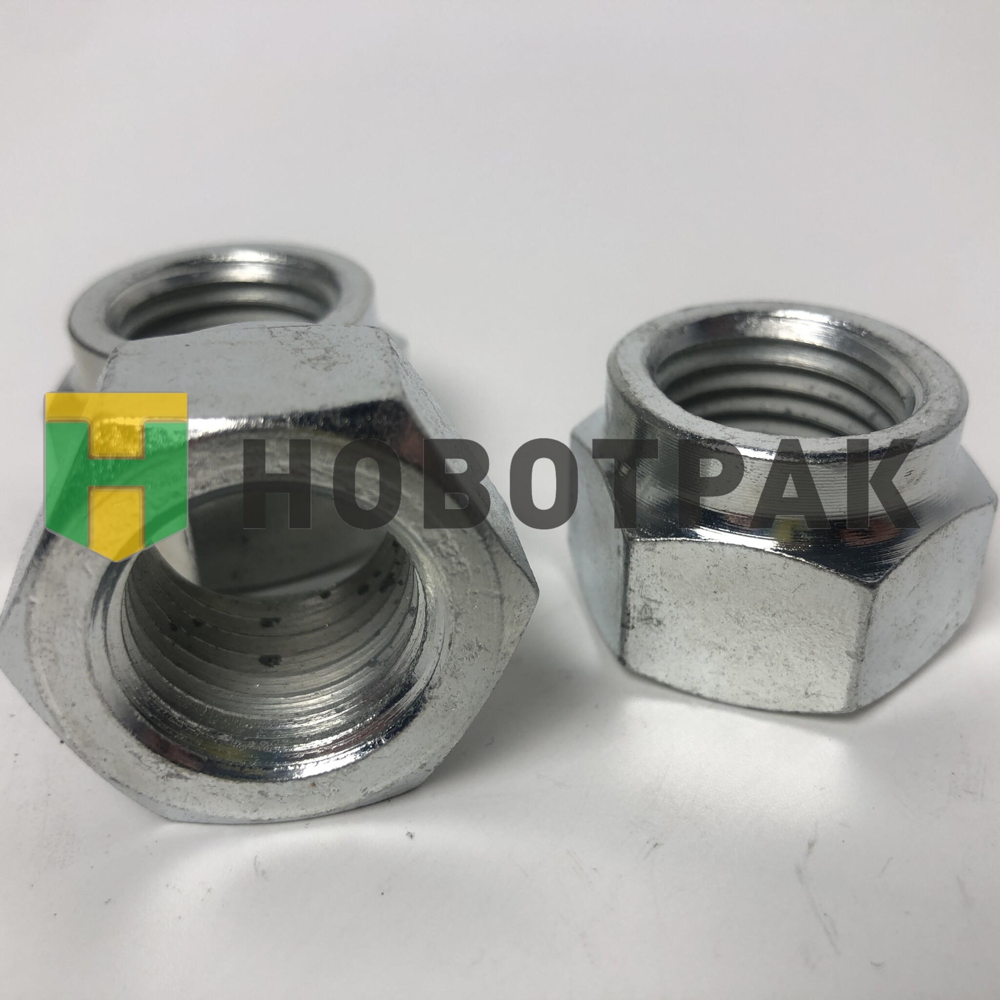 Гайка стремянки M22-2,5 SK352000501