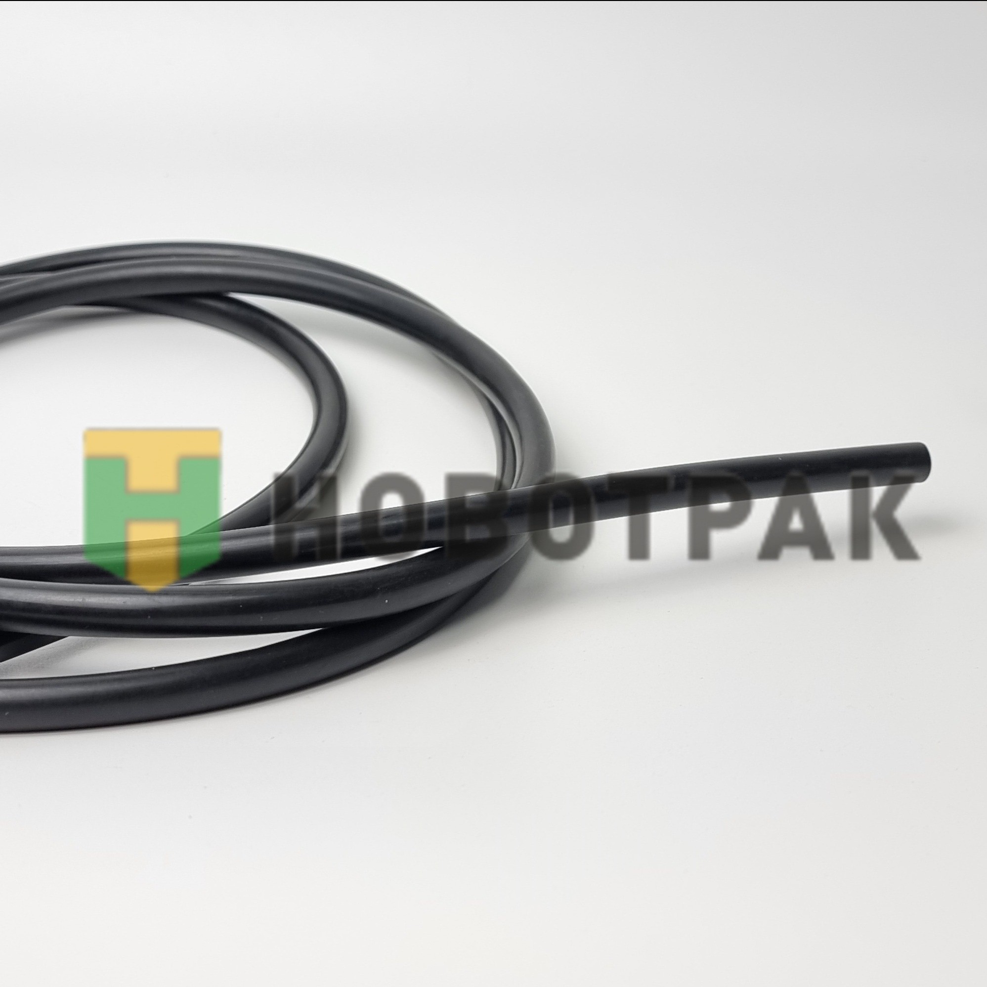 Патрубок системы охлаждения DAF 0904470