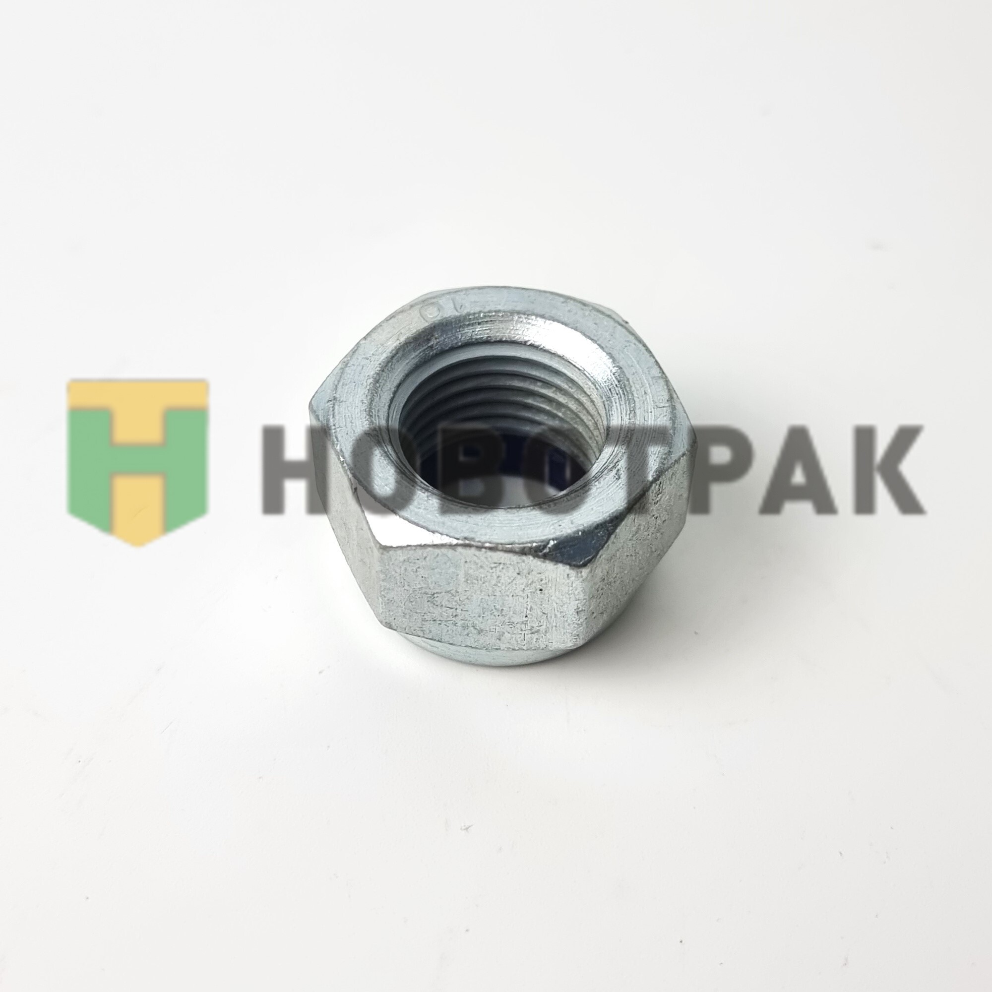 Гайка болта амортизатора М20-2 NLN131