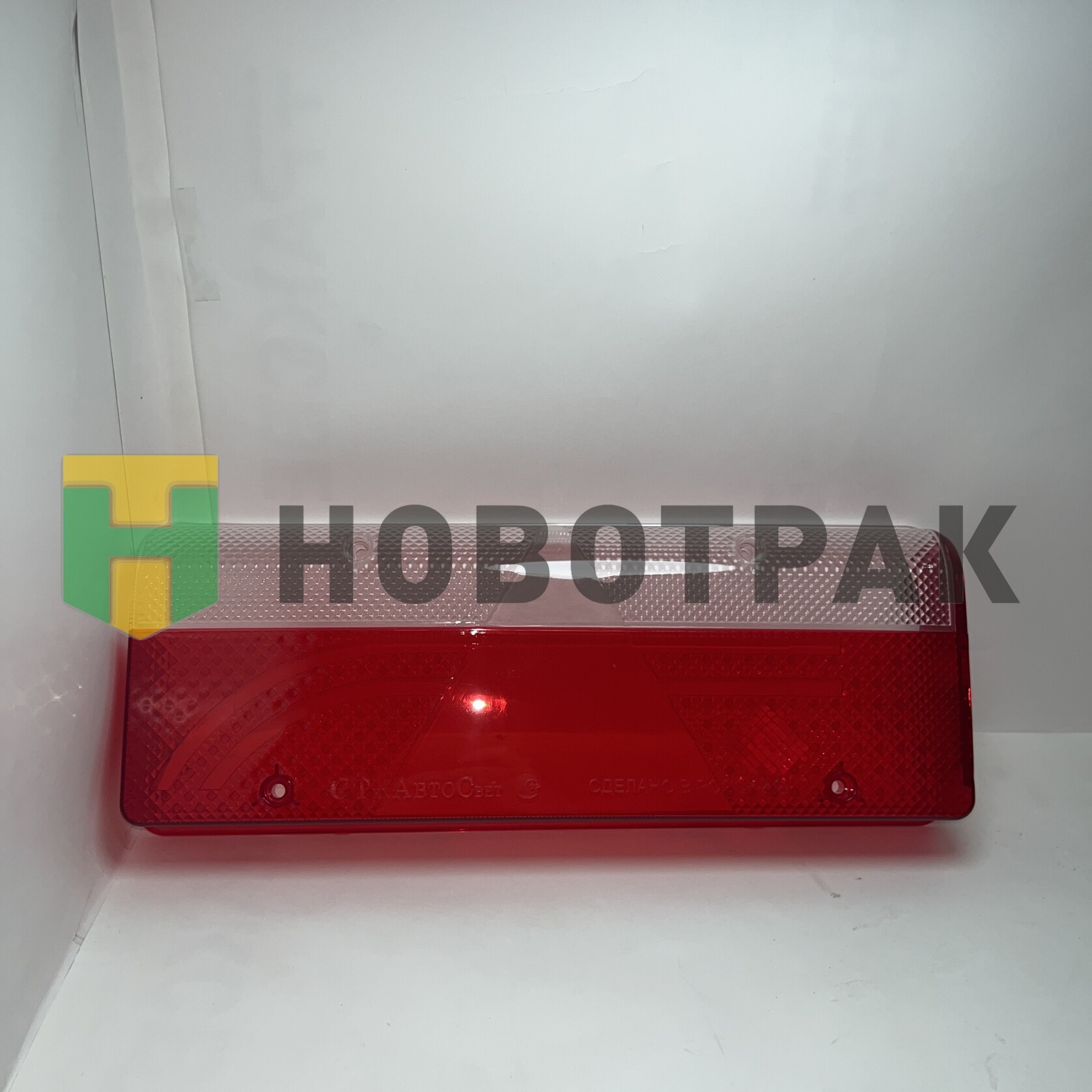 Рассеиватель фонаря заднего правого EUROPOINT III U02711R
