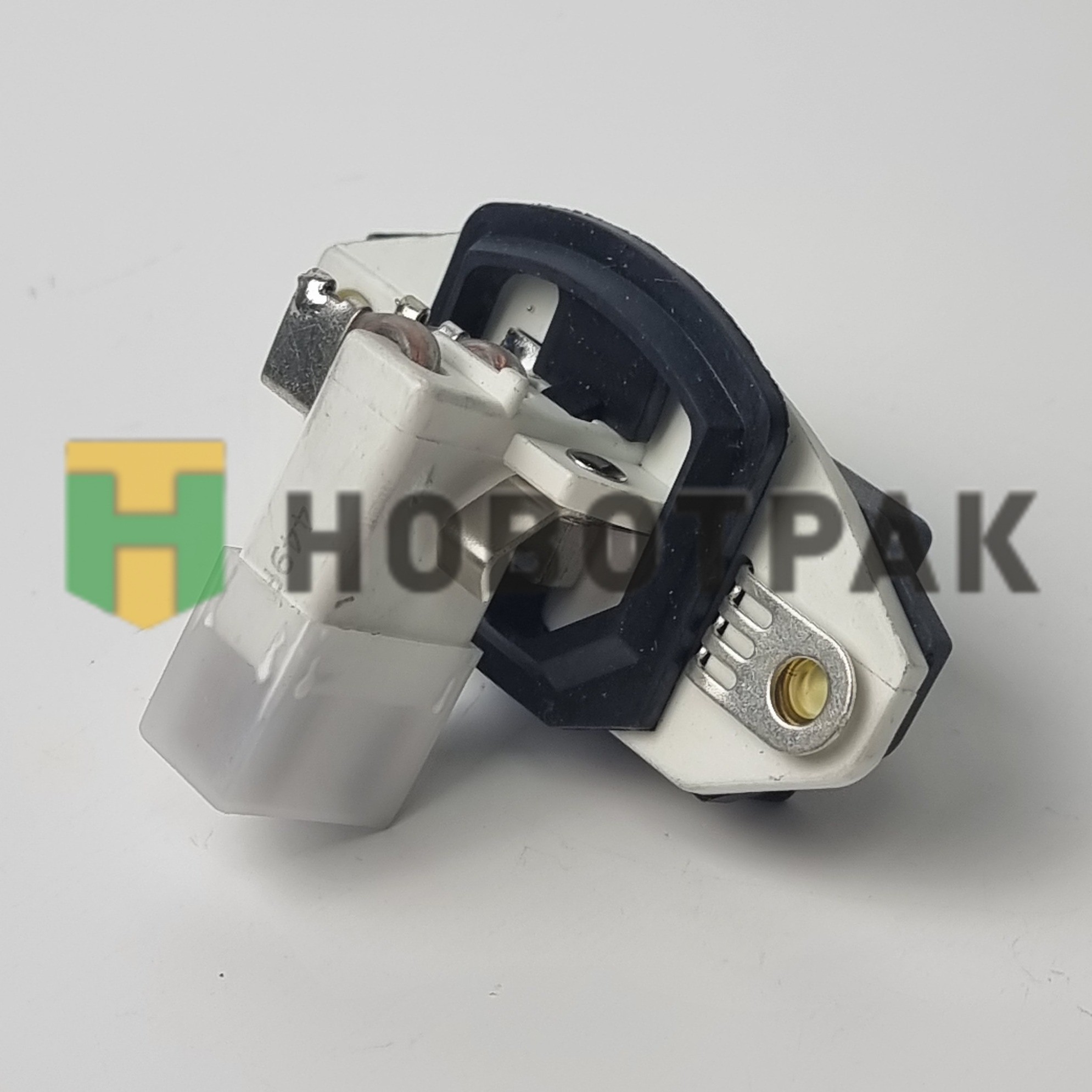 Реле генератора 28.0V 5DR004241171