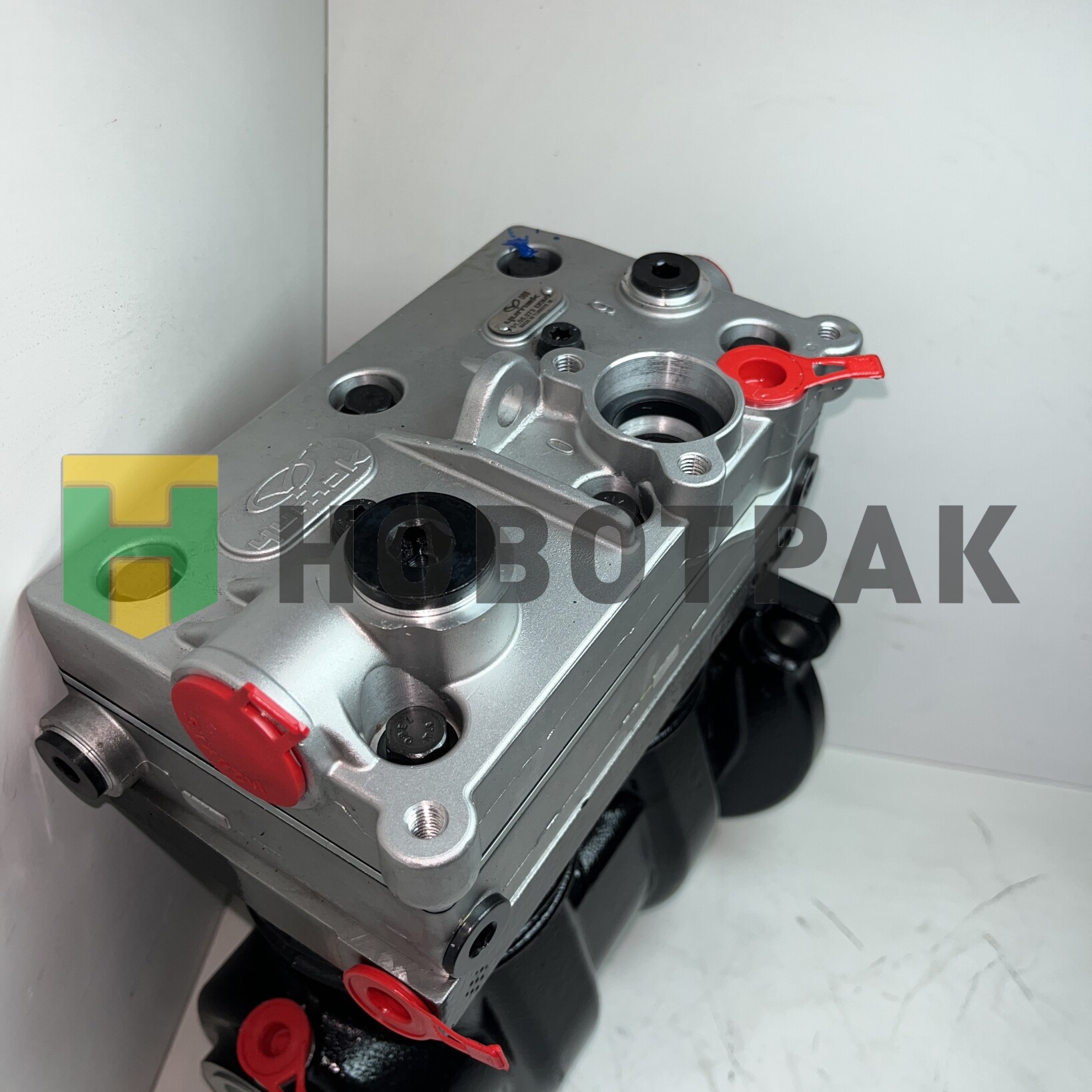 Компрессор 2 цилиндровый Volvo/RVI 0105073