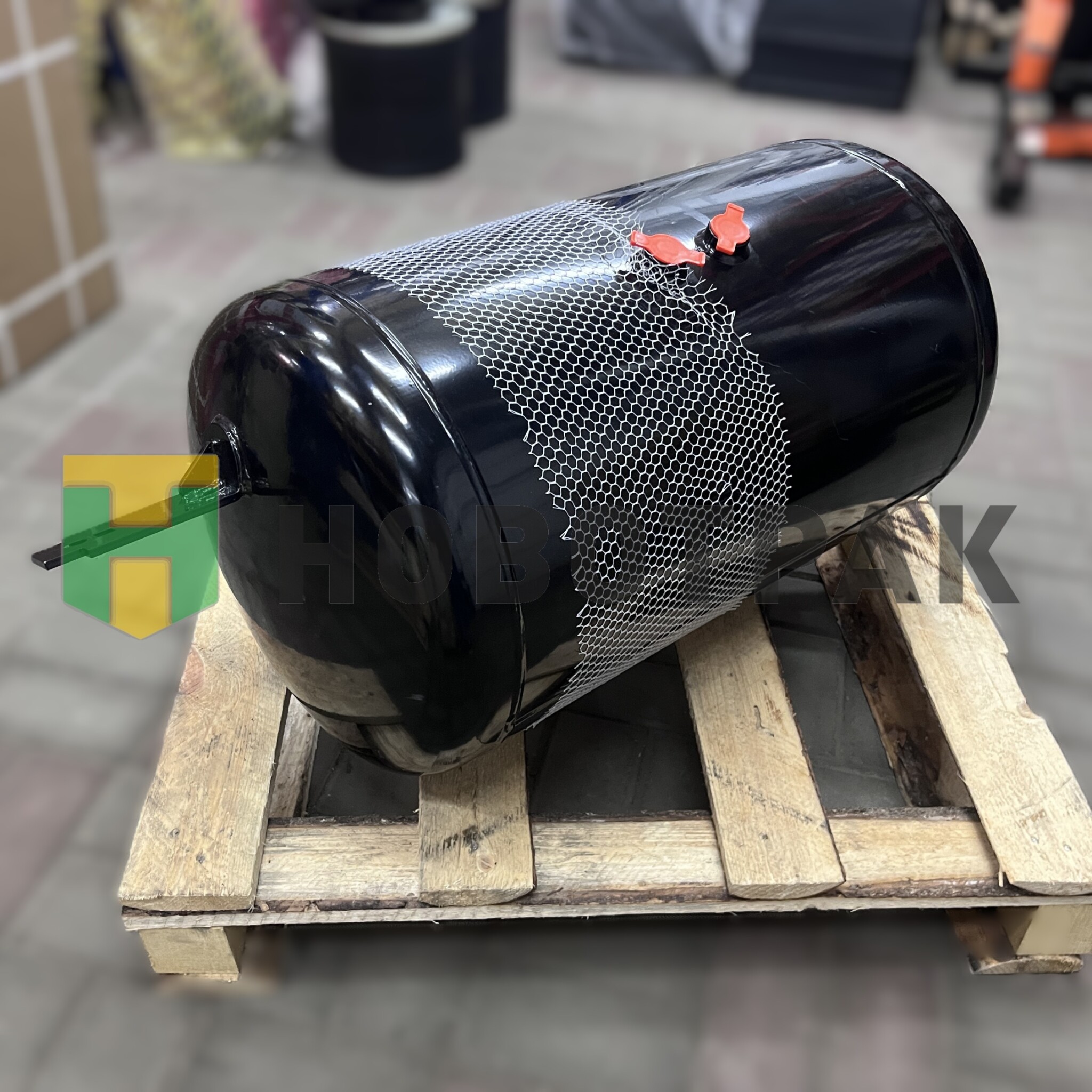 Ресивер с кронштейном Schmitz 80л T822044
