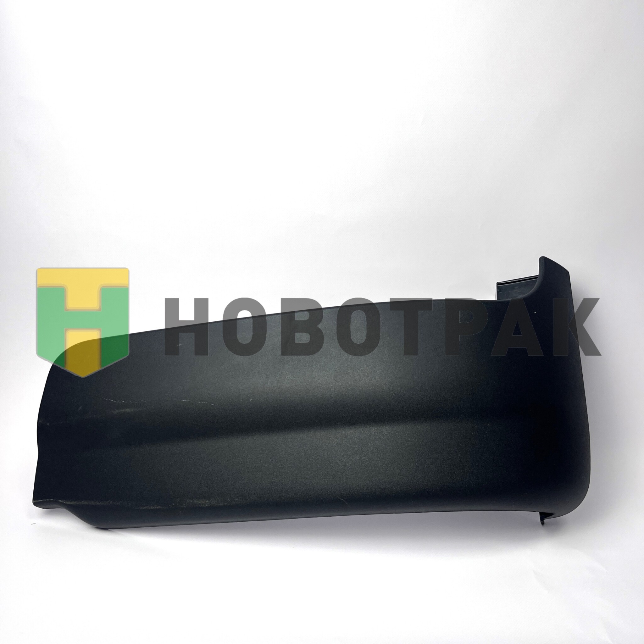 Уголок бампера левый MAN TGA 18200038