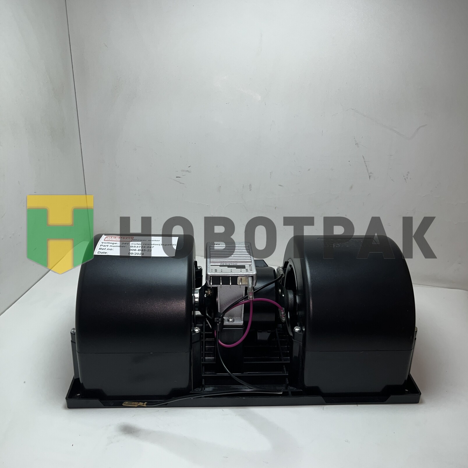 Мотор отопителя в сборе 006B4522 24V ПАЗ/КАВЗ BS3724047