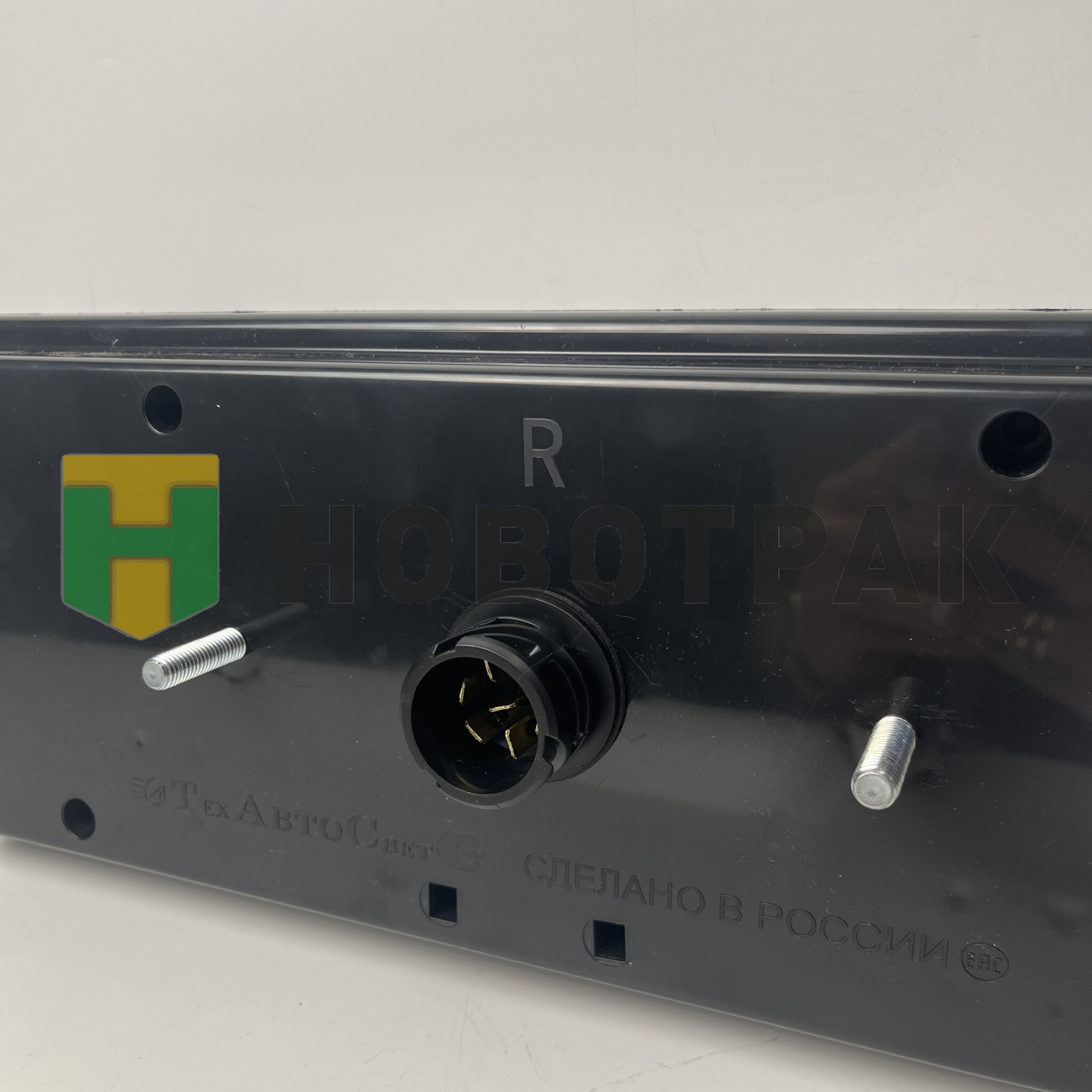 Фонарь задний Europoint III правый (с разъемом ASS 2) U02702R