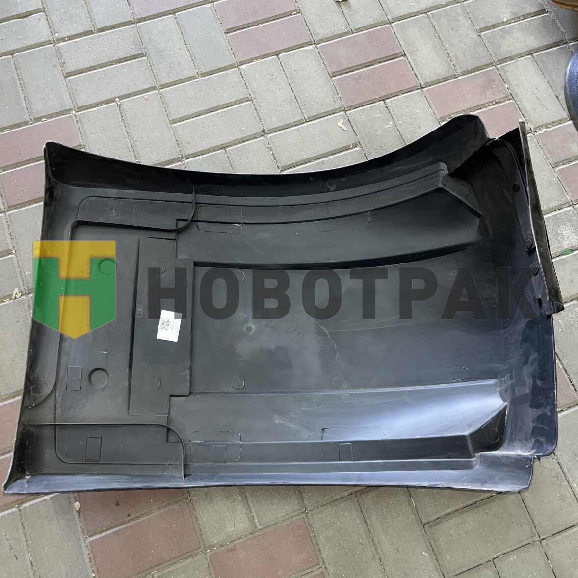 Крыло кабины правой RVI Premium 8717514SX