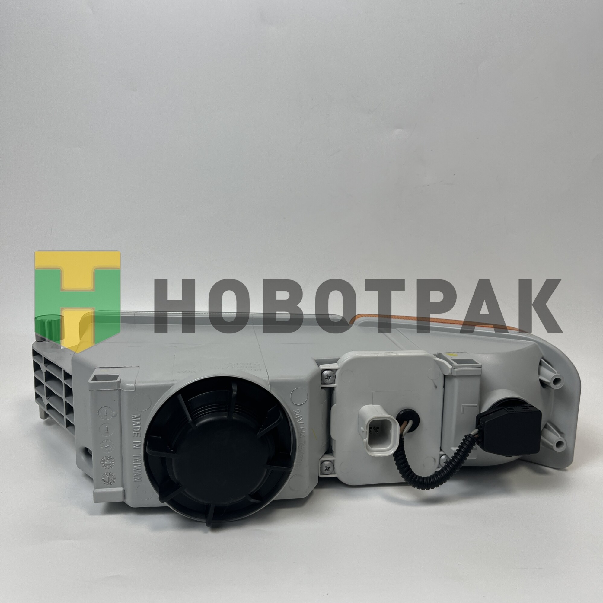 Фара противотуманная с указ. поворота лев. MAN TGA 4492001LUEY