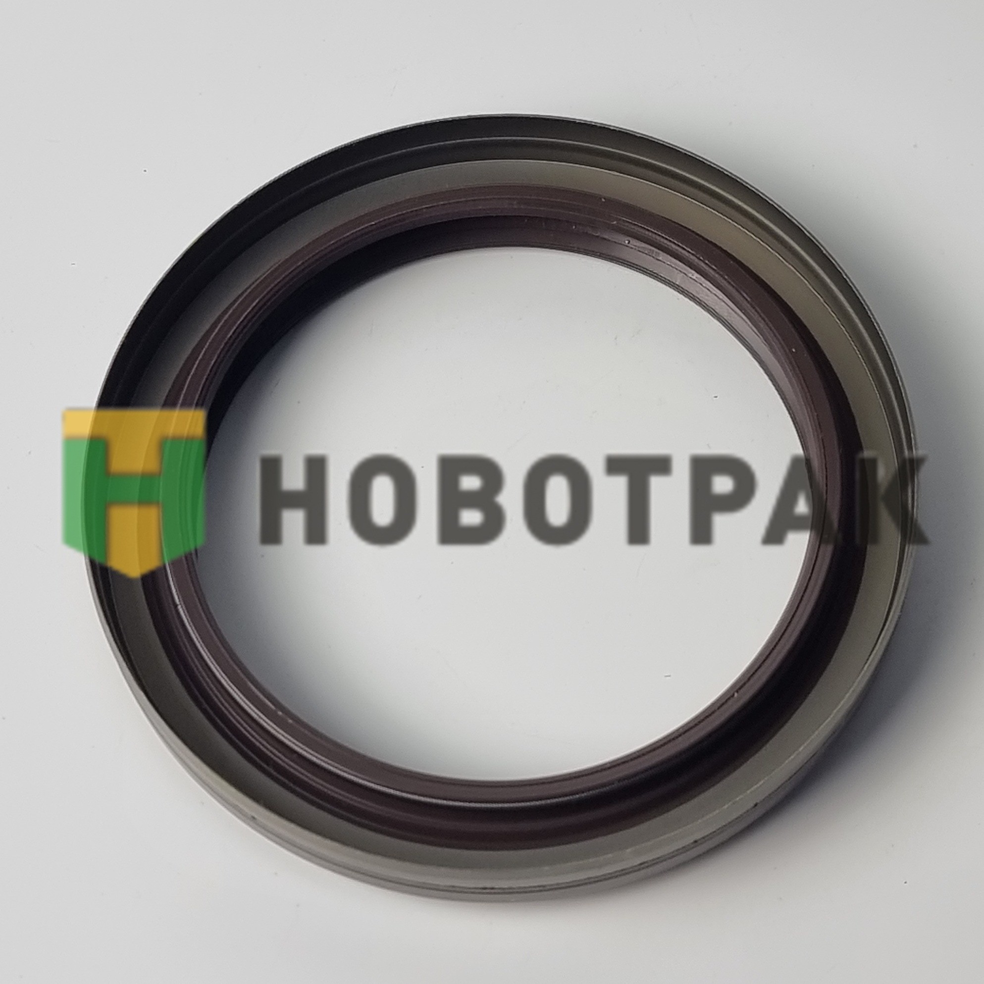 Сальник хвостовика редуктора