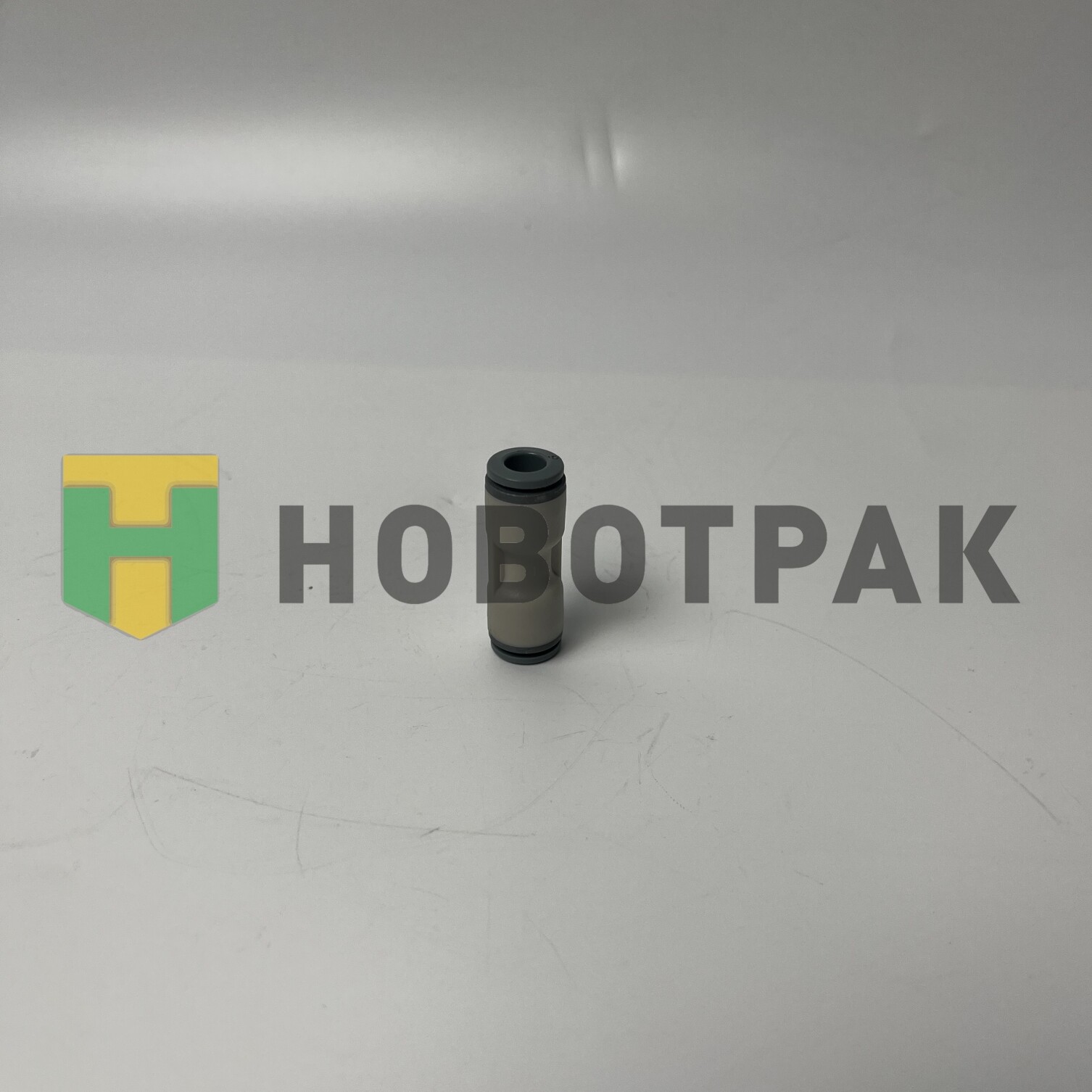 Фитинг прямой (технополимер) 6мм R75806