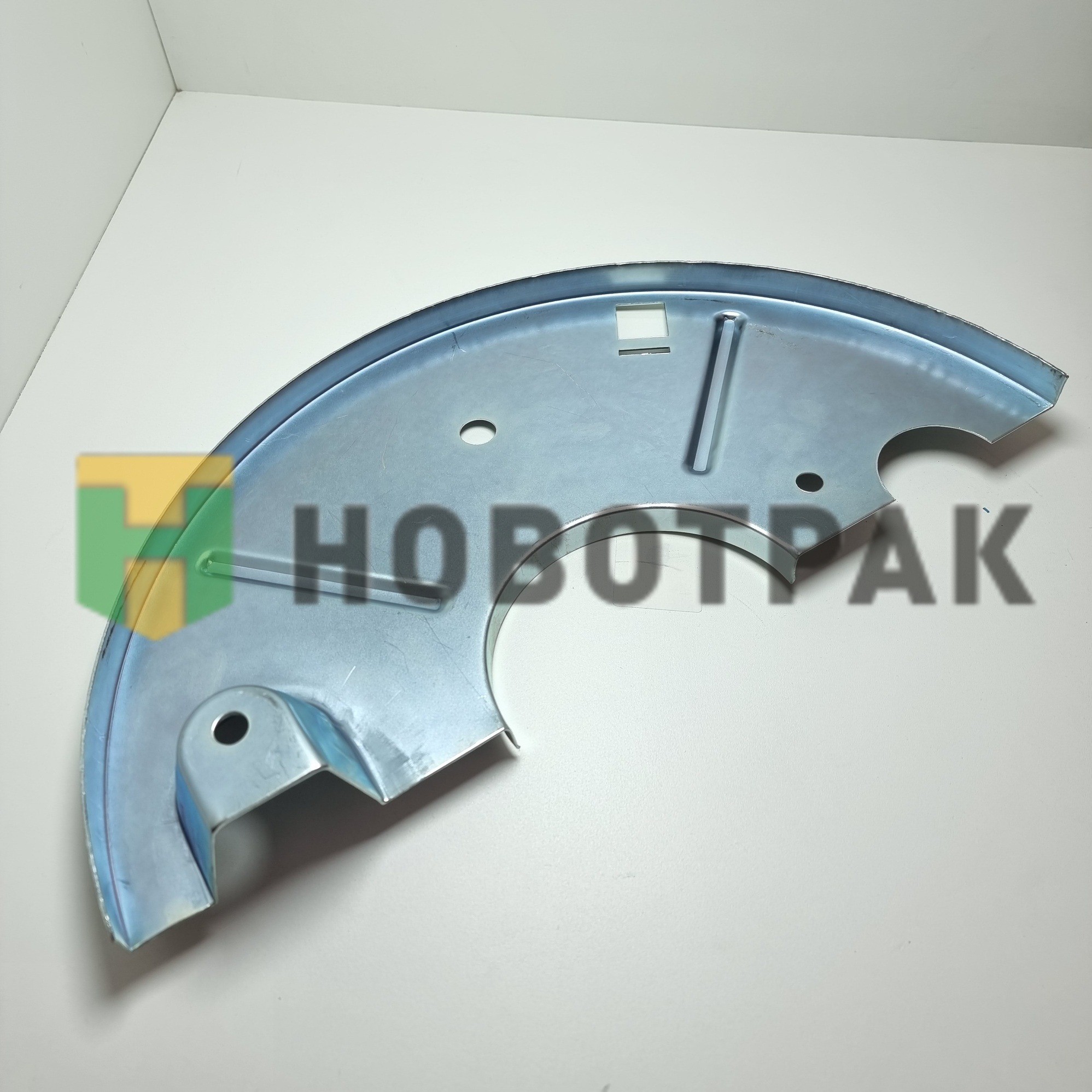Щит грязезащитный D-146mm половина ТОНАР 9042350215320