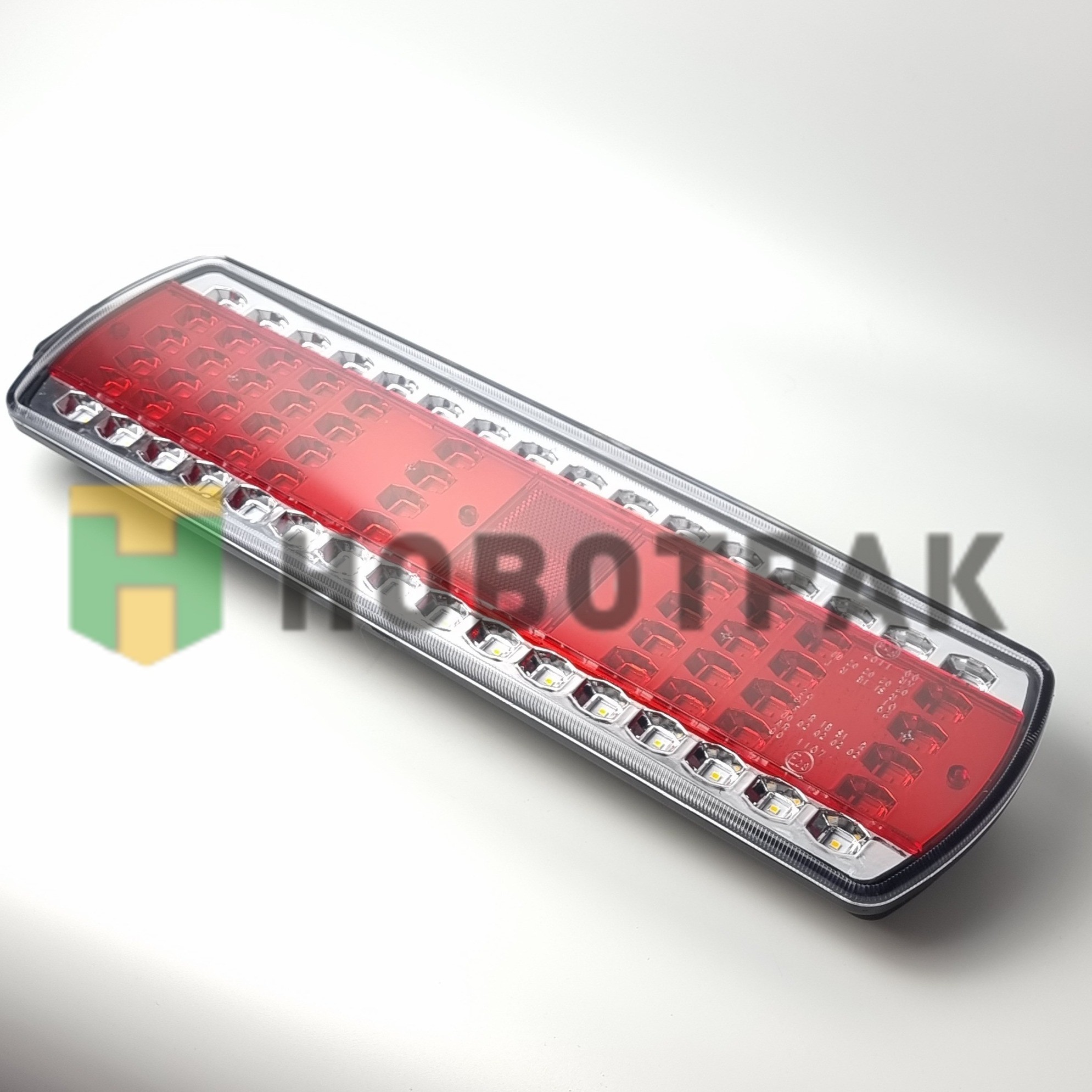 Фонарь задний левый LED (плоский штекер) КАМАЗ 112086901