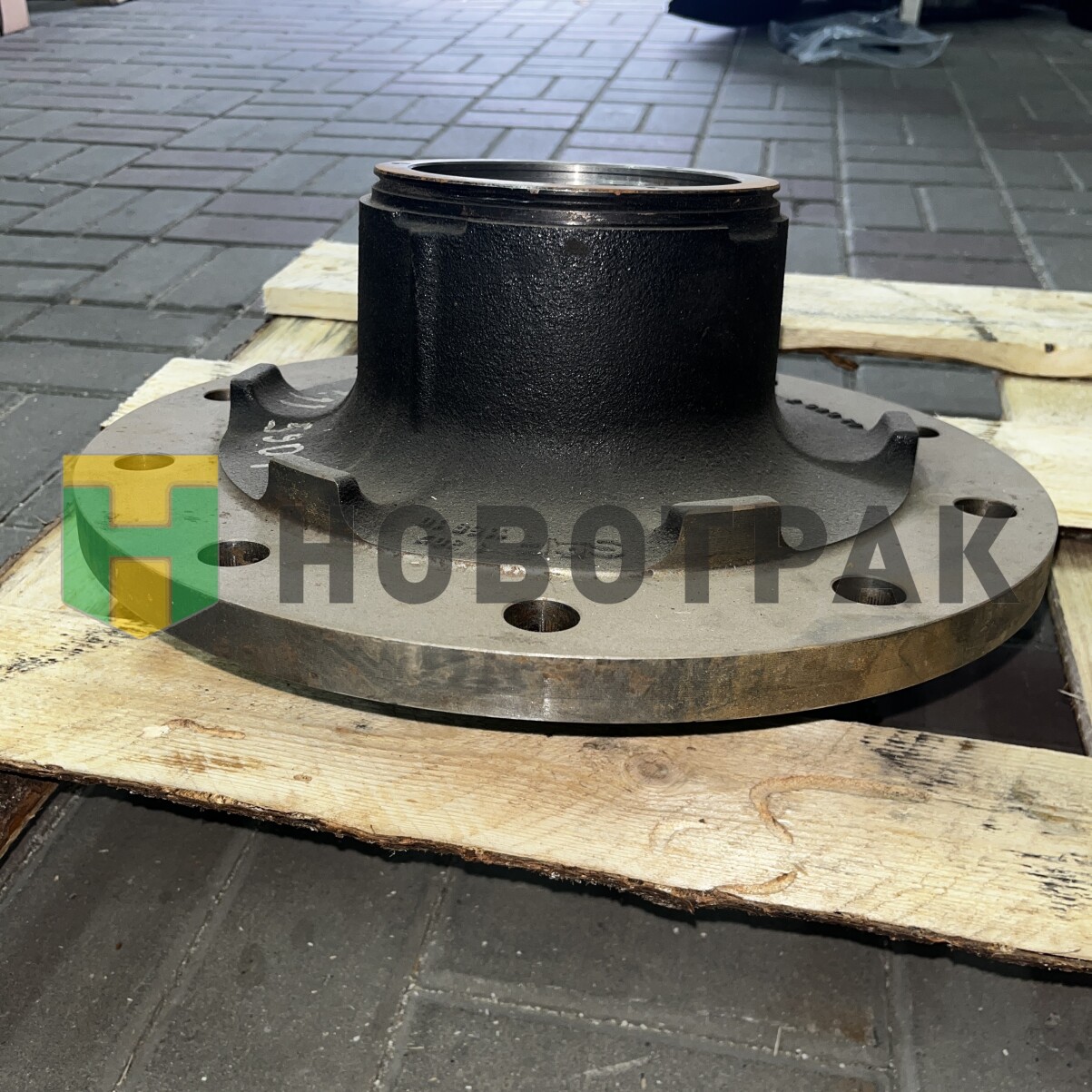 !Ступица колеса (без подшипников) SAF KRS 12242, SKRS 9042 SK 500, d:22/ d:120x d:147/ d:384/184.5 \