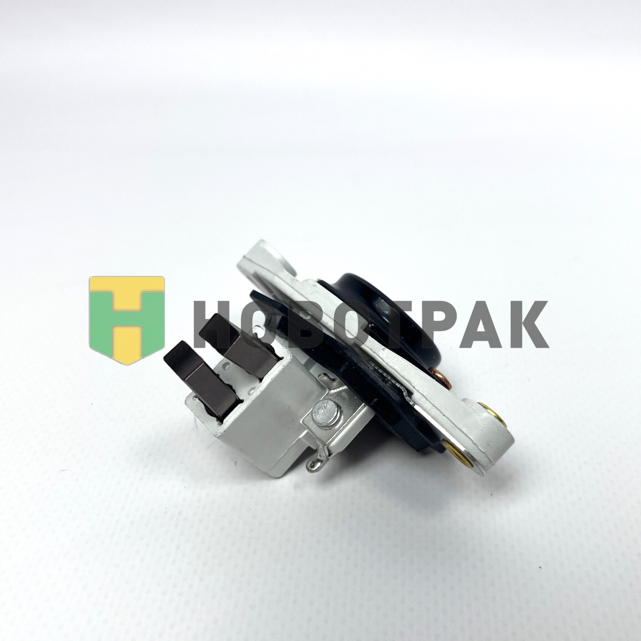 Реле генератора MAN/MB/Scania/Volvo 0117031