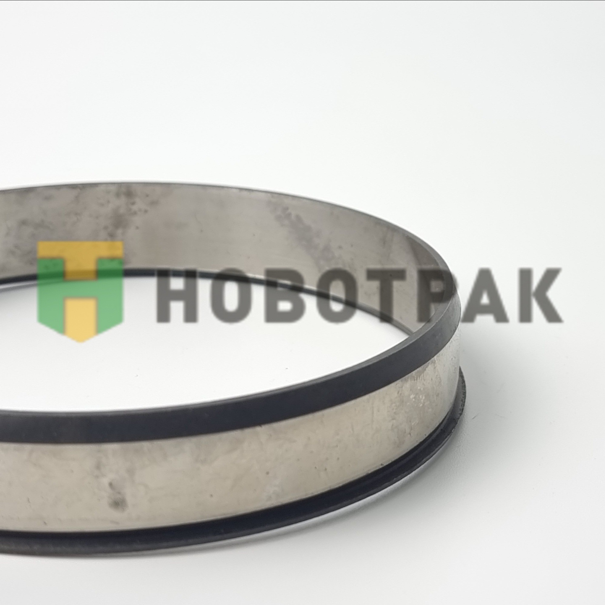 Обойма коленвала перед.105-99.5-18 MAN 0212521