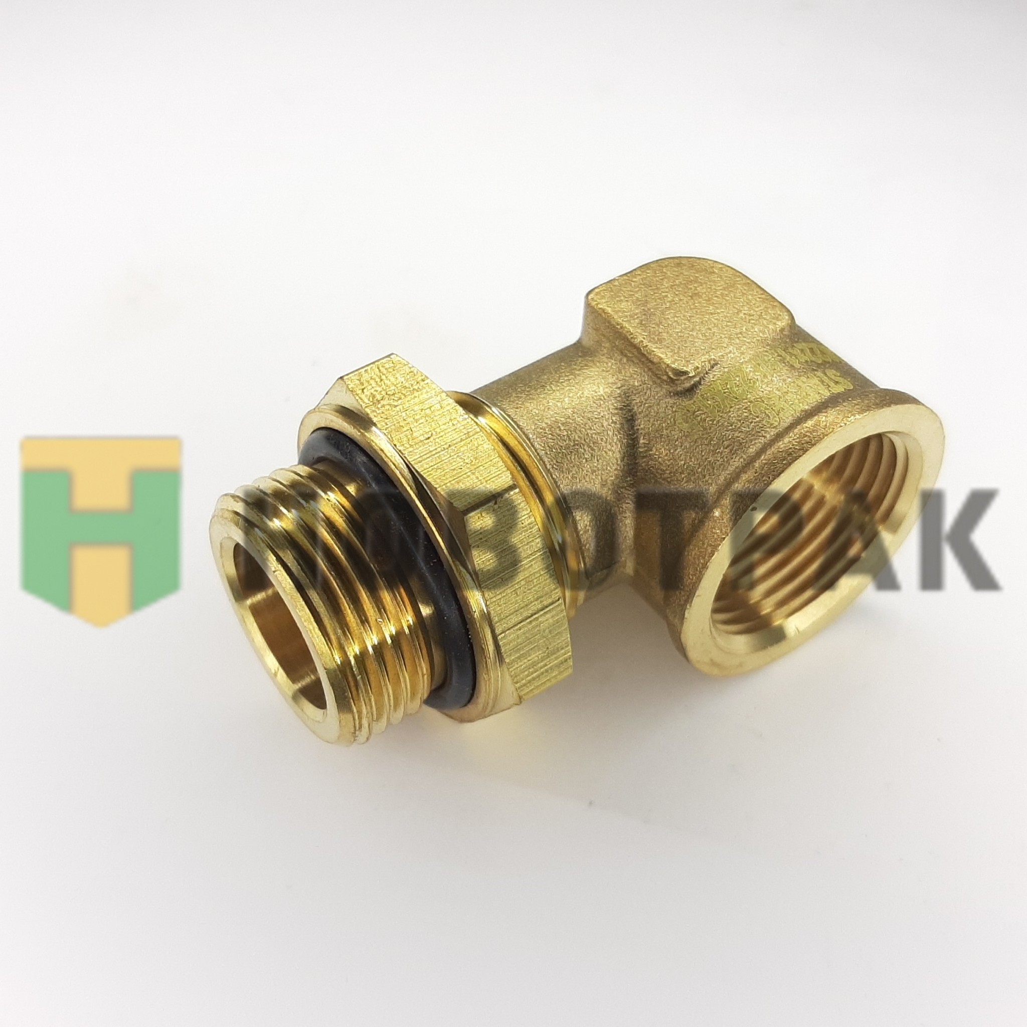 Фитинг Startec угловой M22-1,5 F22-1,5 INF11M22F22L
