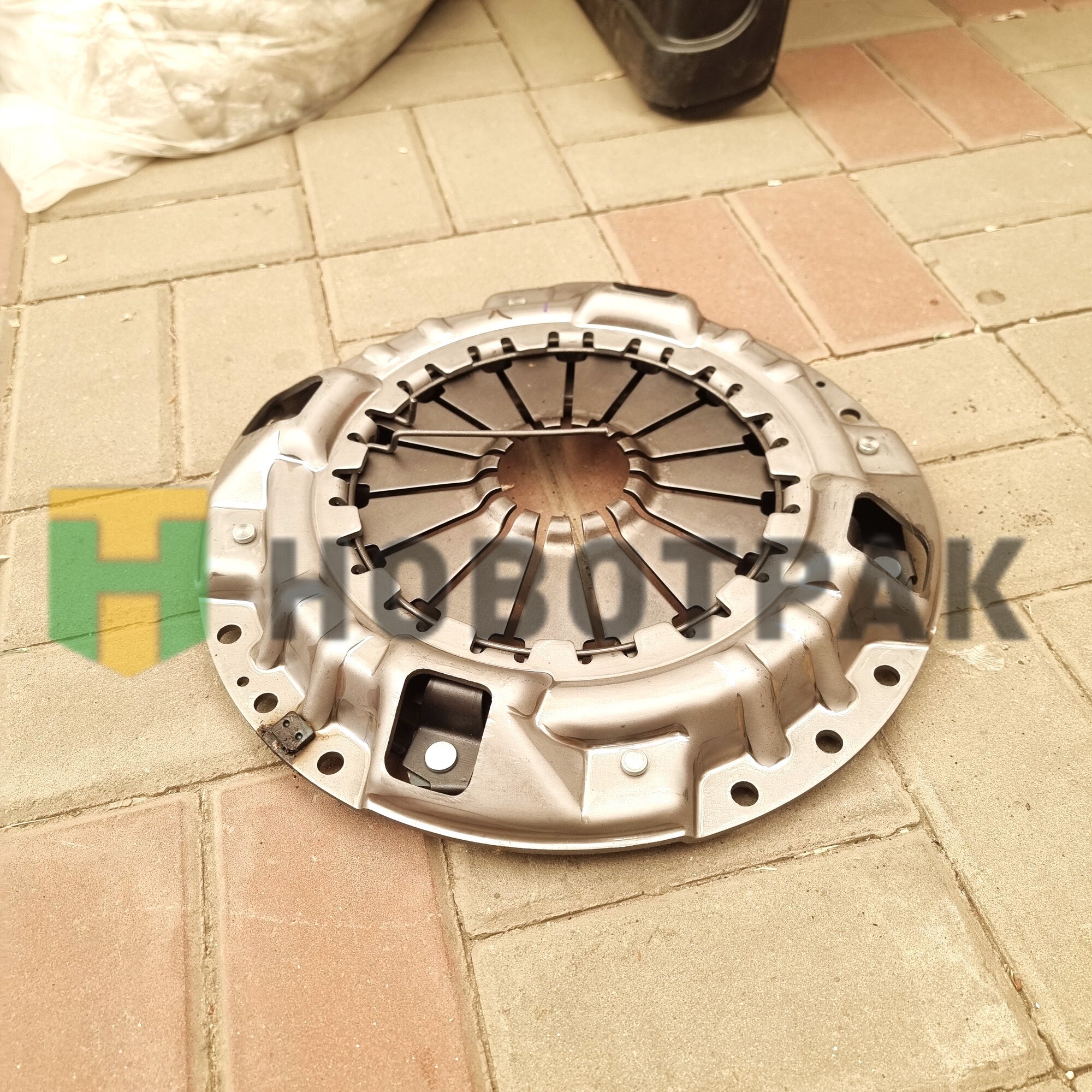 Корзина сцепления (300mm) ISUZU NQR71P BS1610004