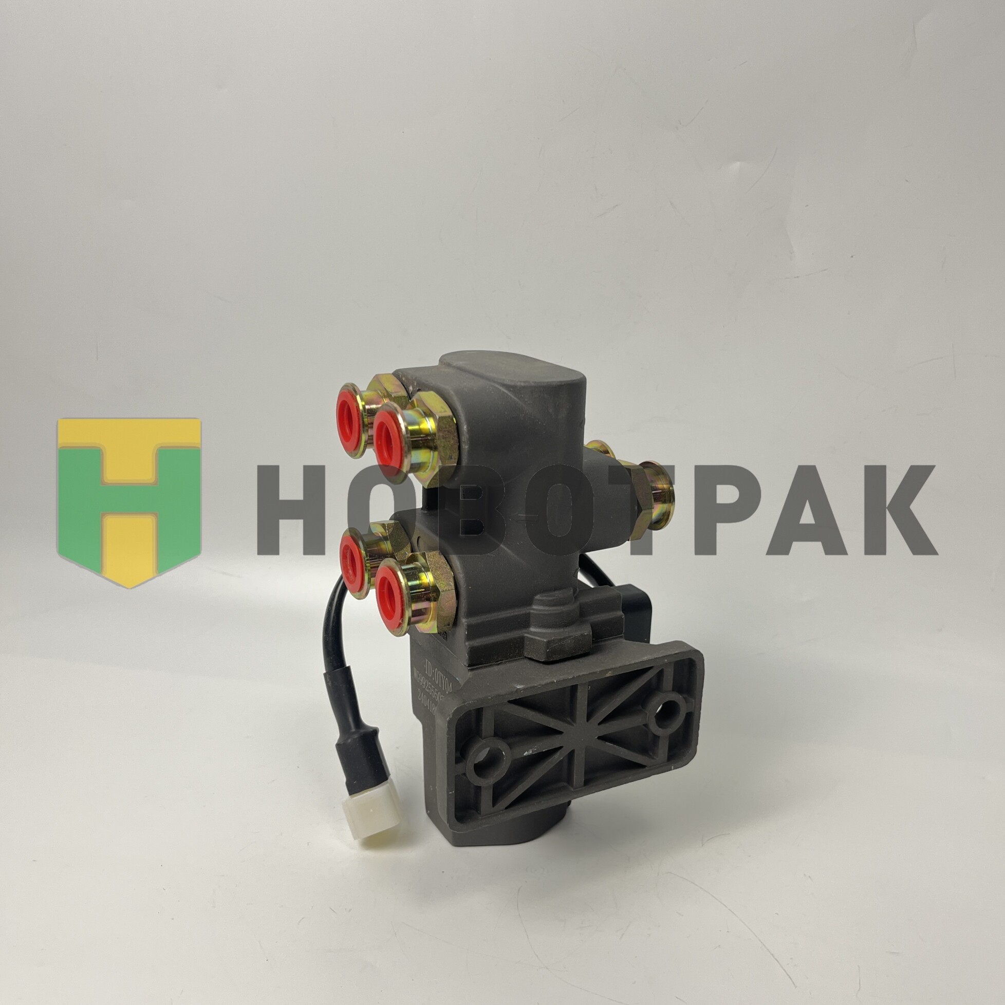 Клапан перелива топливных баков Sitrak C7H Howo A7 T7H T5G