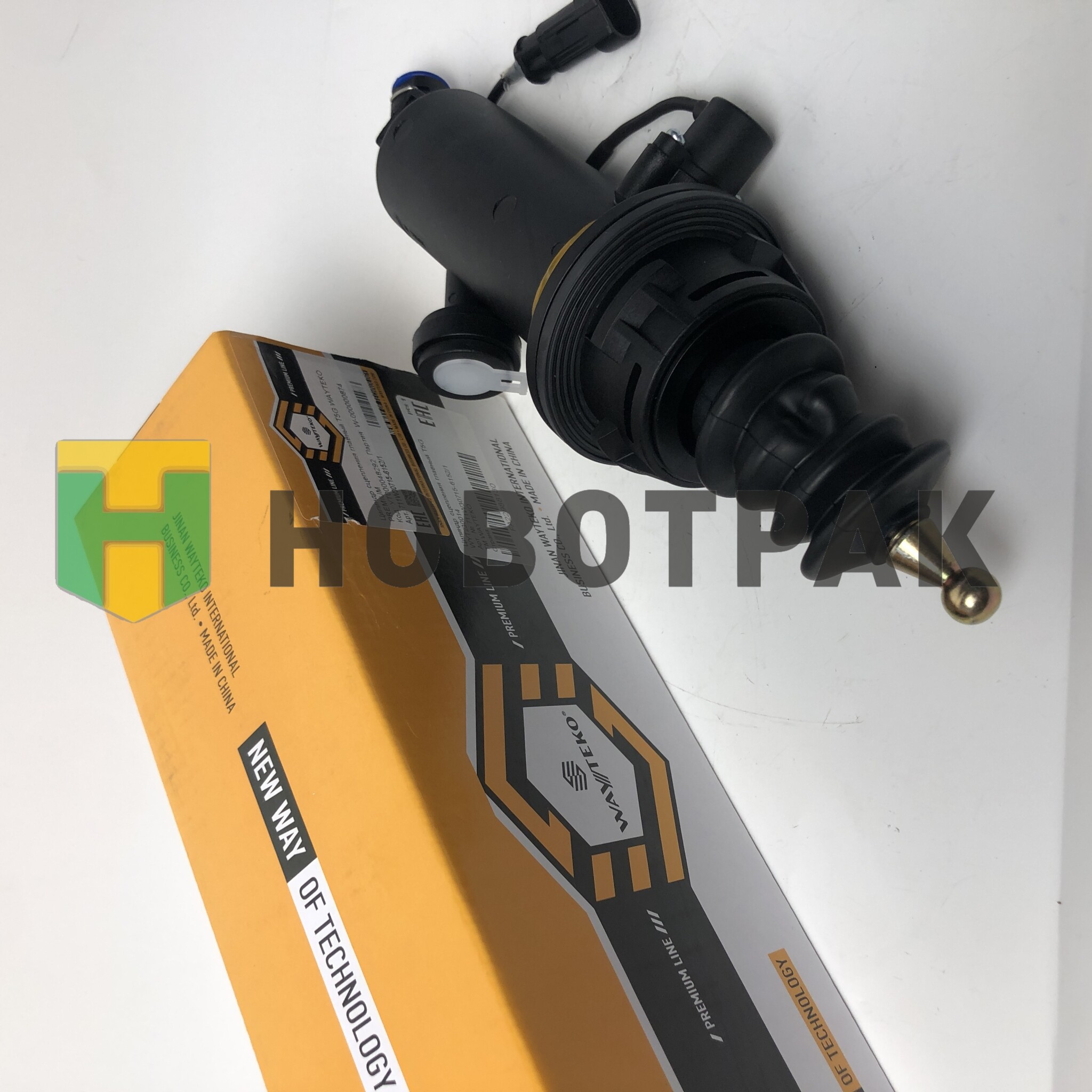 Цилиндр сцепления главный HOWO/SITRAK 711W3071561521