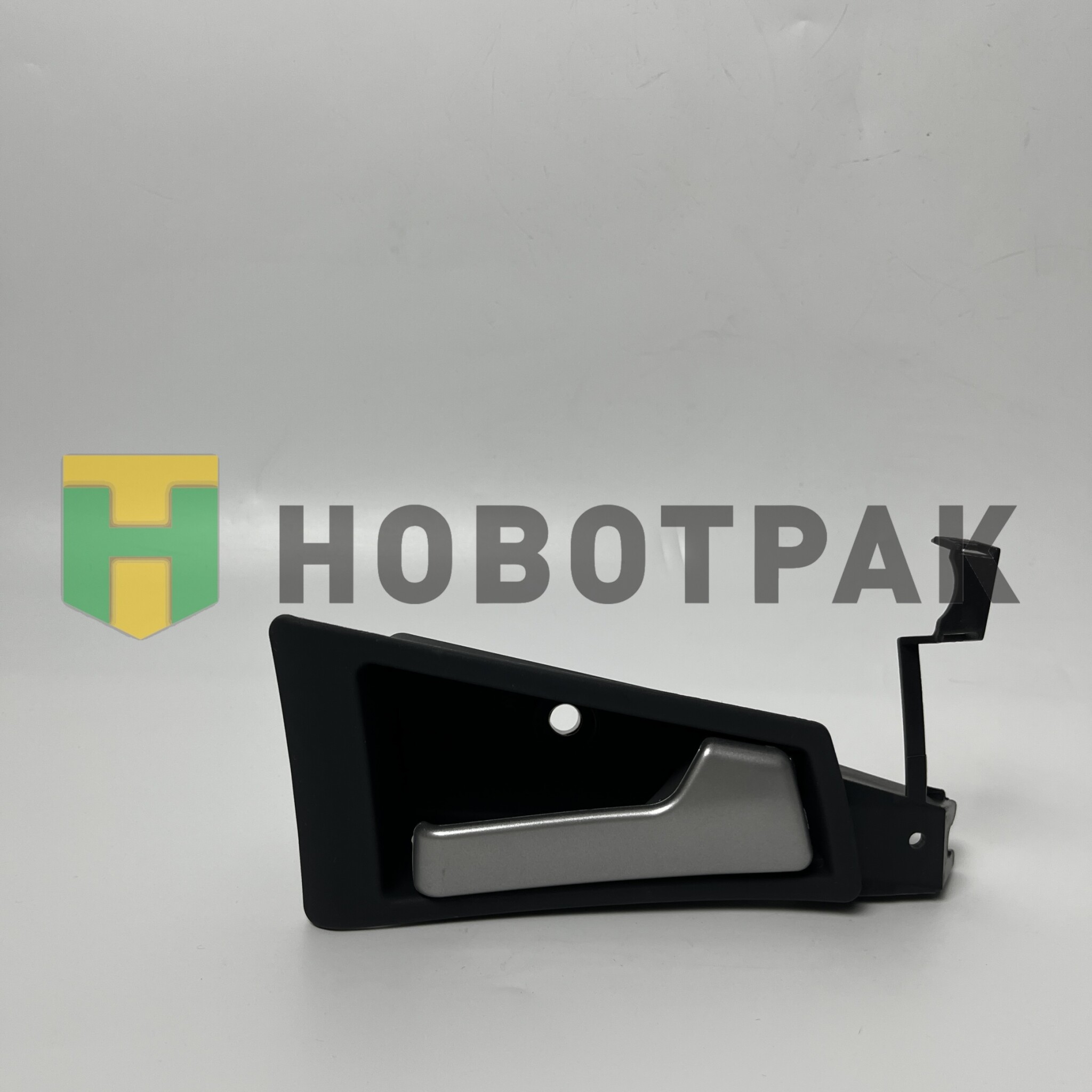 Ручка двери внутр. правая MAN 8724739SX