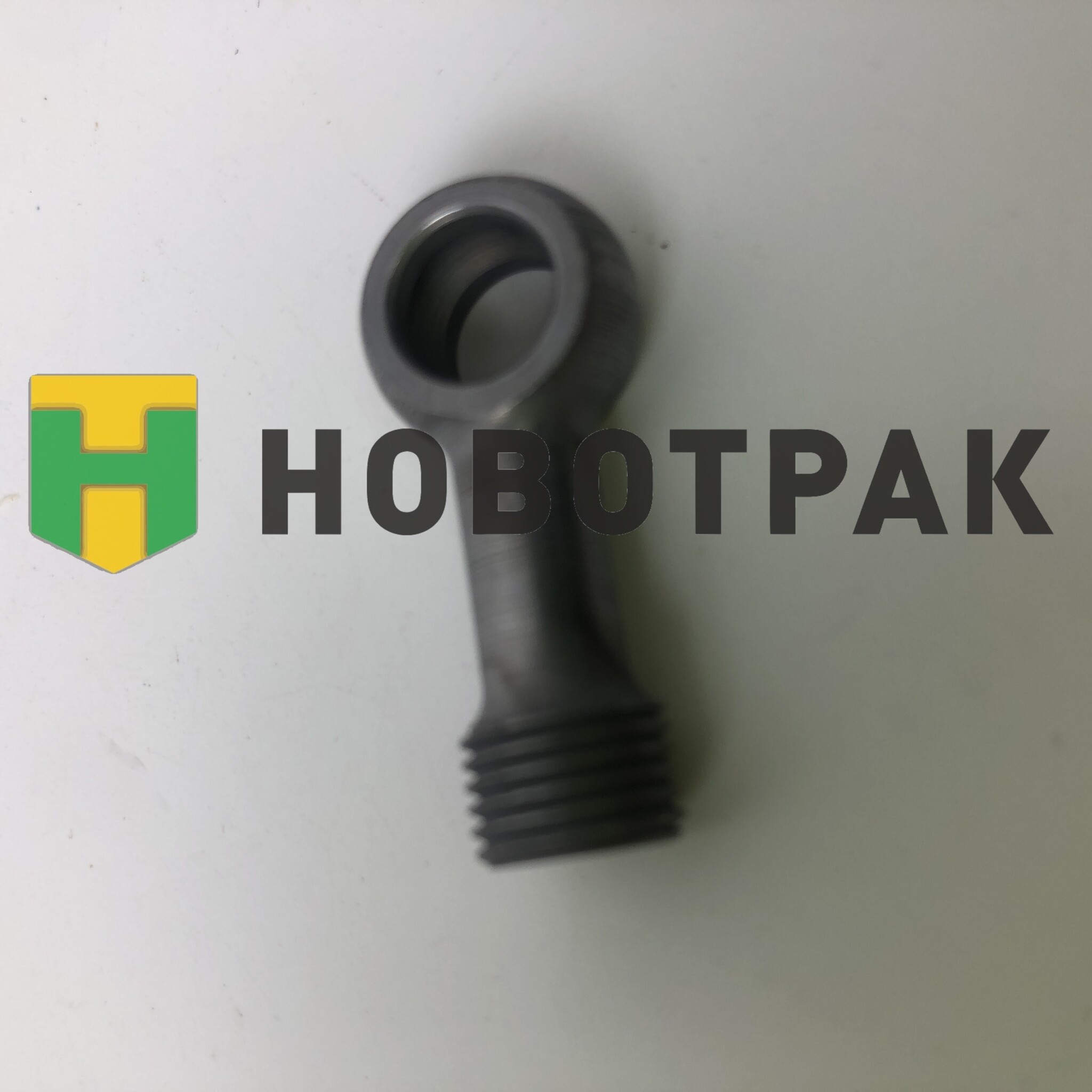 Штуцер топливной системы 8мм 51981030062