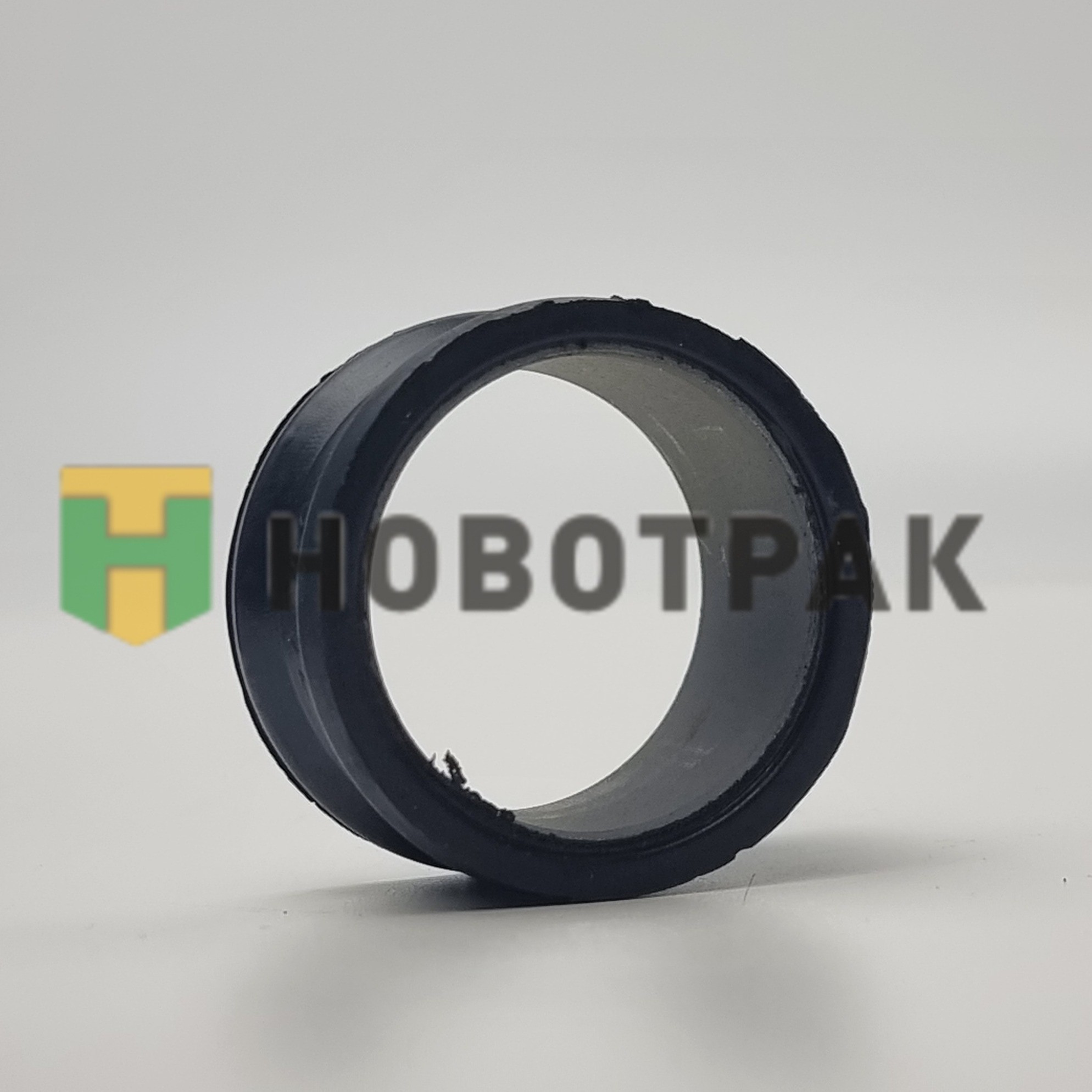 Патрубок системы охлаждения MAN 81101