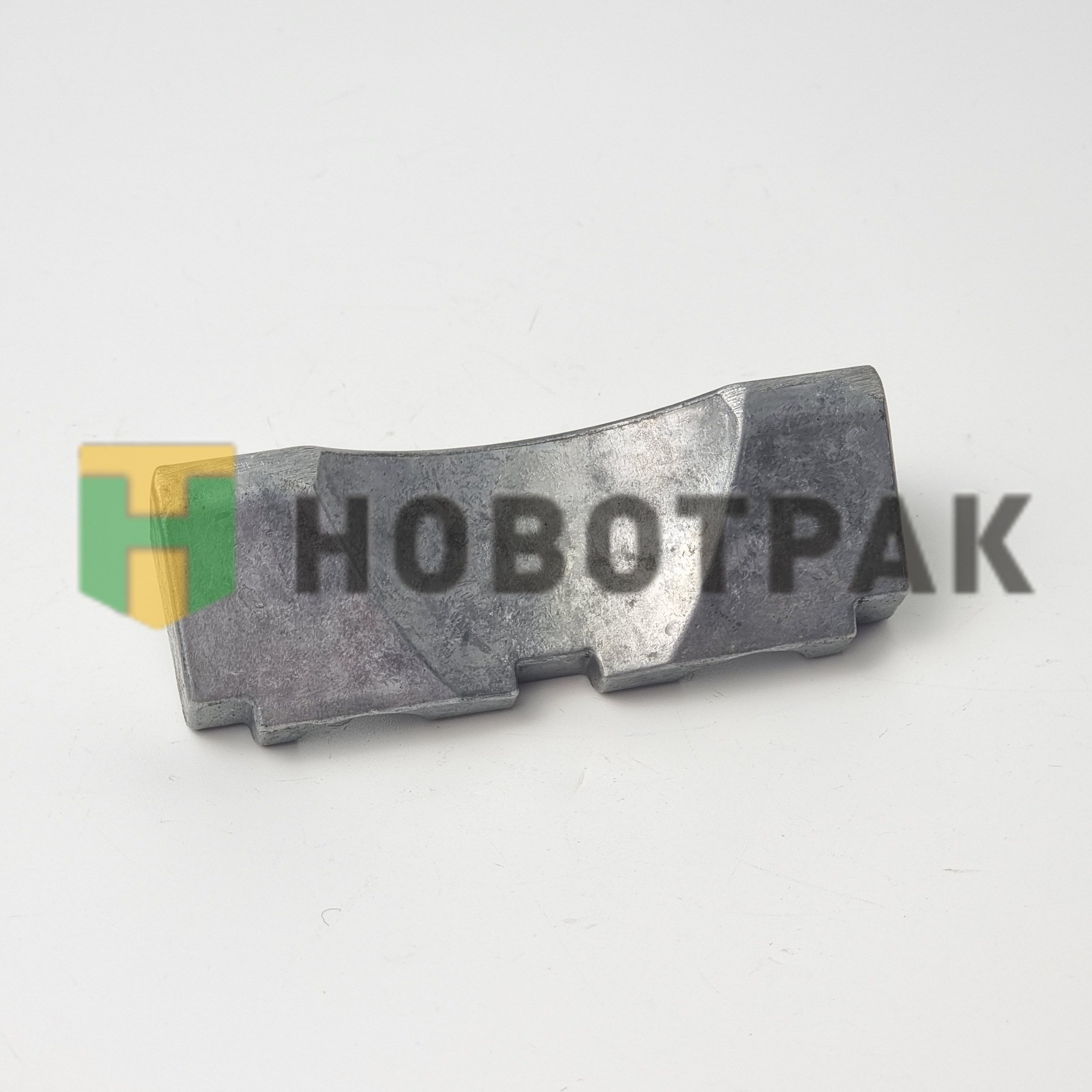 Клин кронштейна брызговика FH12 035027