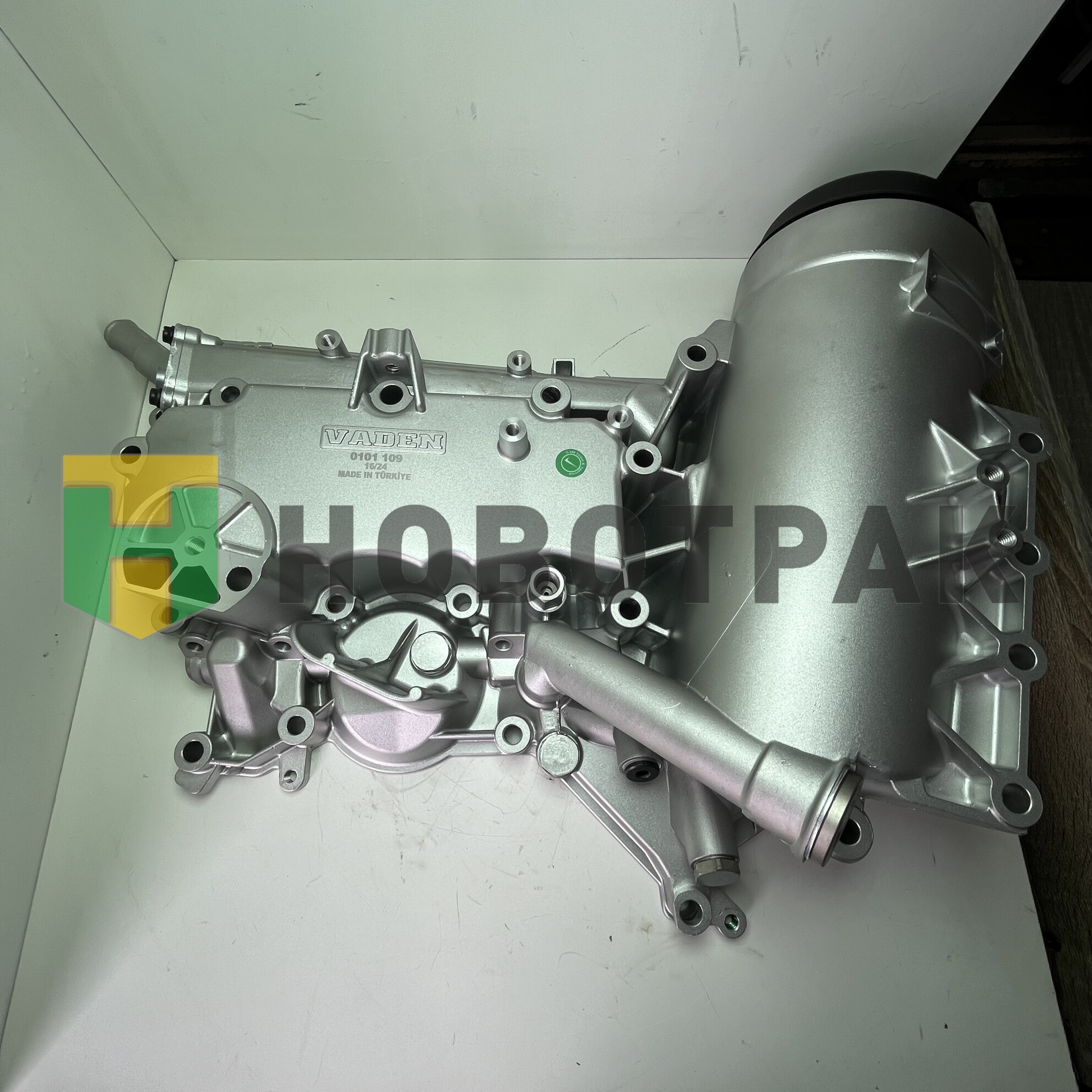 Корпус масляного фильтра MB OM501 0101109