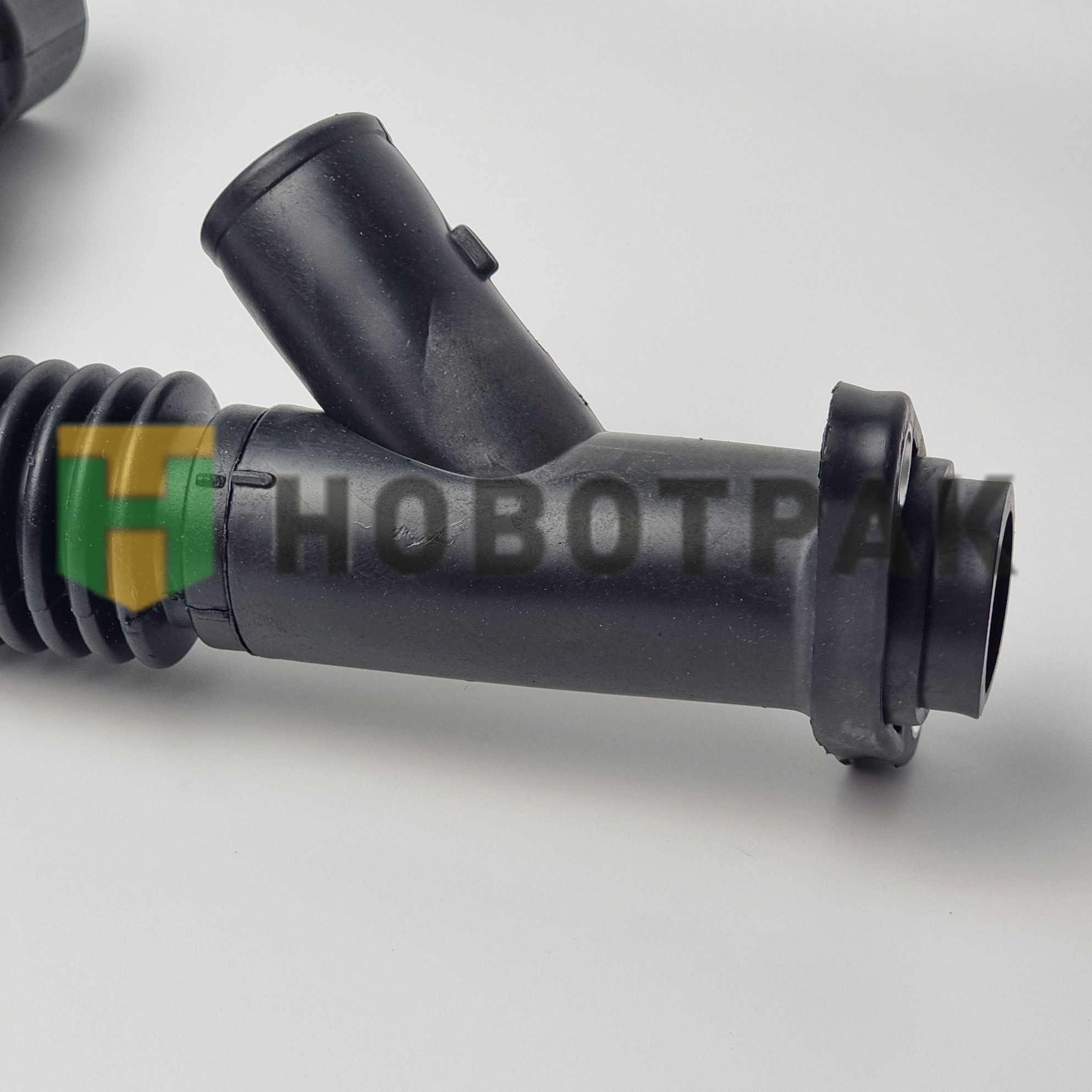 Трубка заливной горловины масла VOLVO 20529262