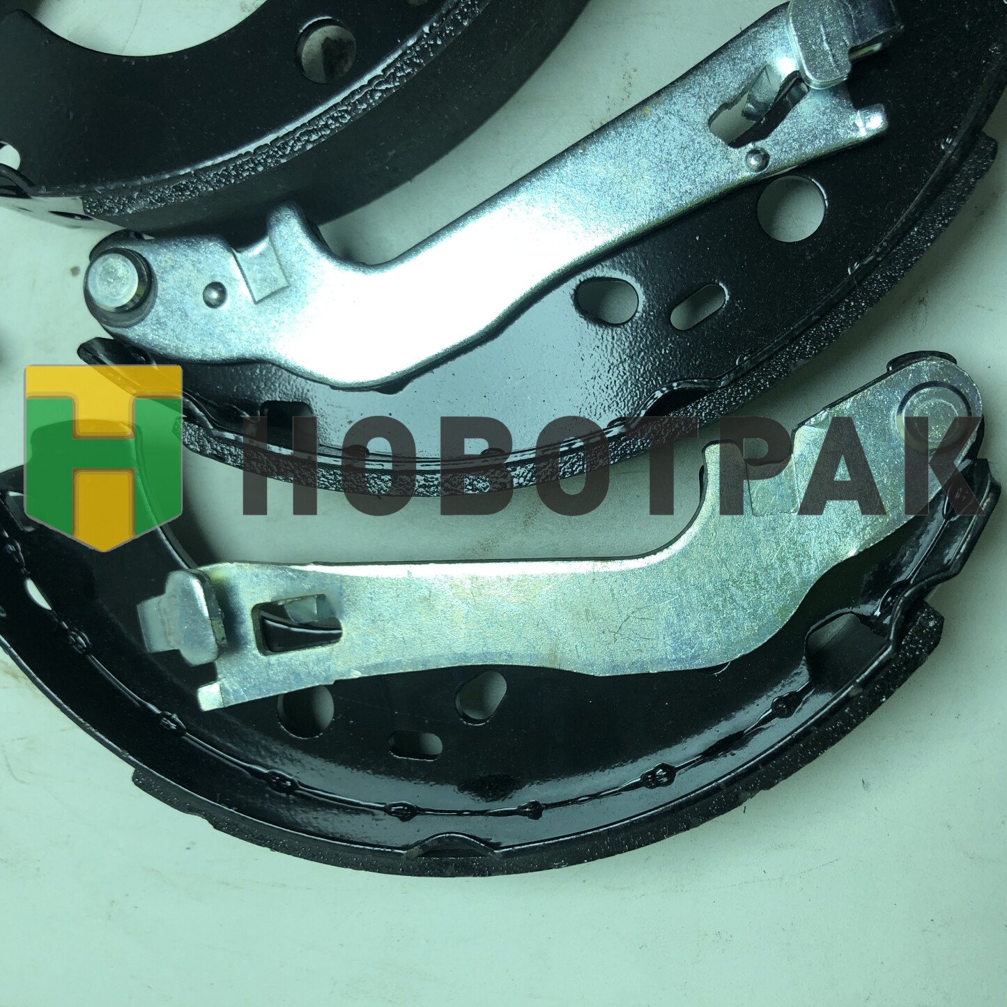 Колодки тормозные 109901134