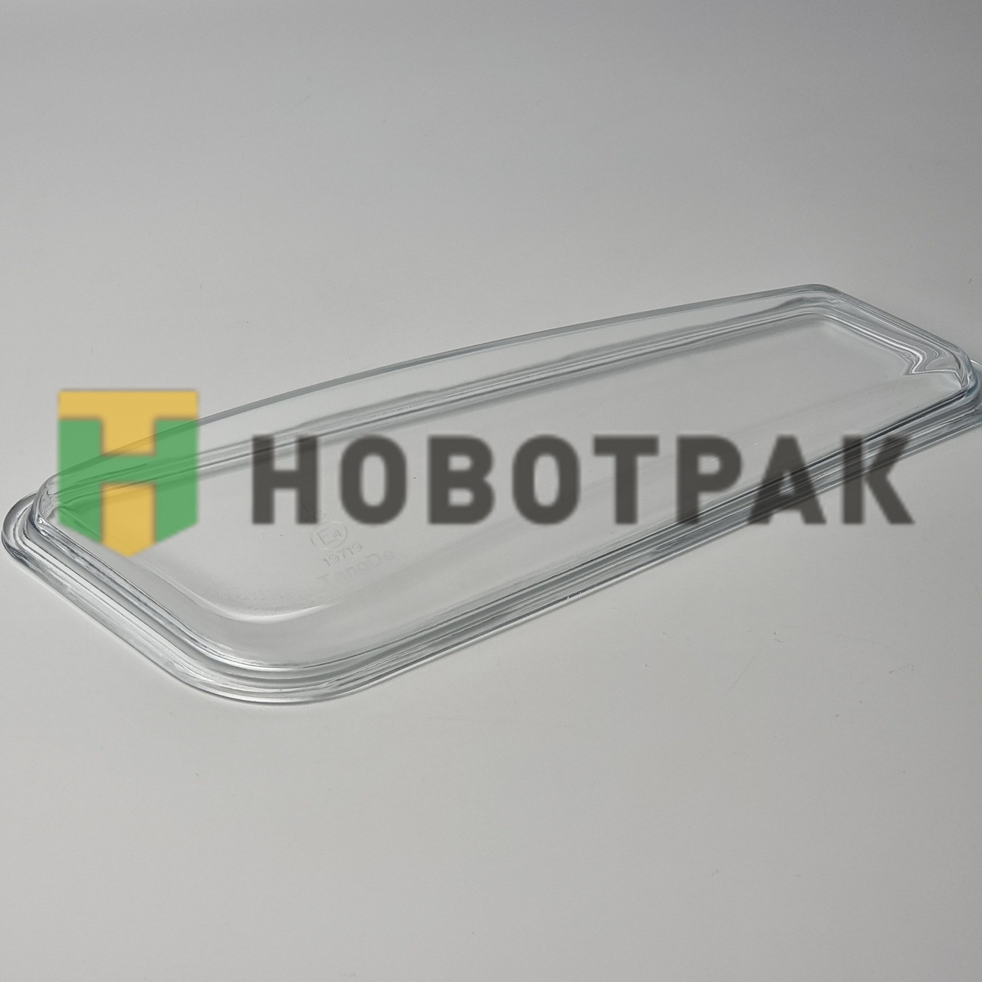 Стекло фары противотуманной Volvo FH13 правое TD0151018RS