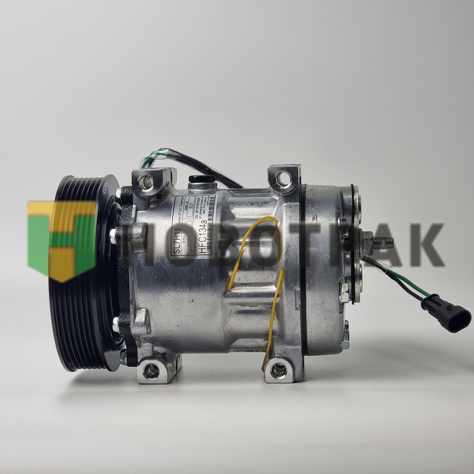 Компрессор кондиционера DAF 32477